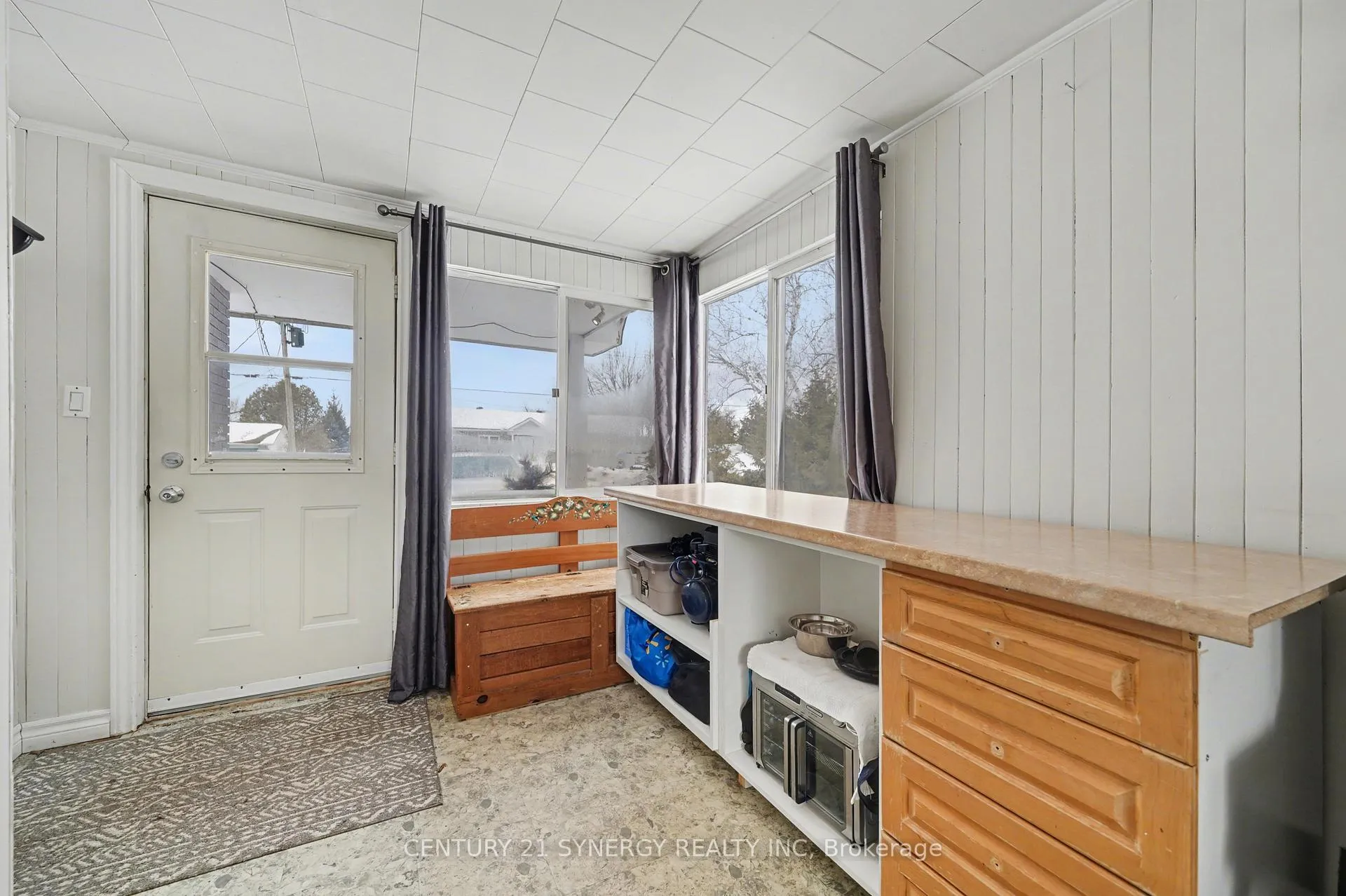 Photo 4 of 7 Bayview Drive, Smiths Falls — HOMEH