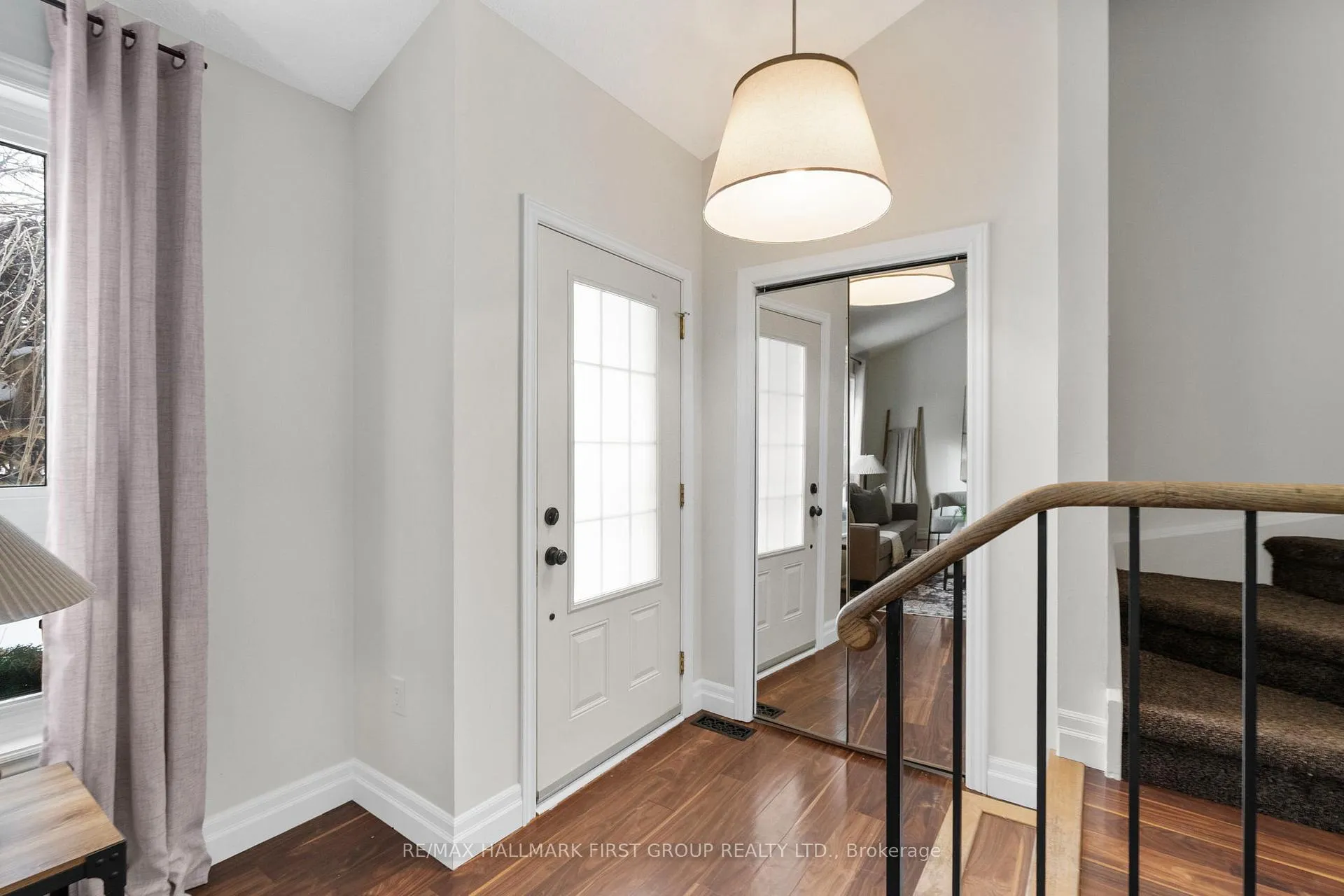 Photo 4 of 1742 Ada Court, Pickering, Amberlea — HOMEH