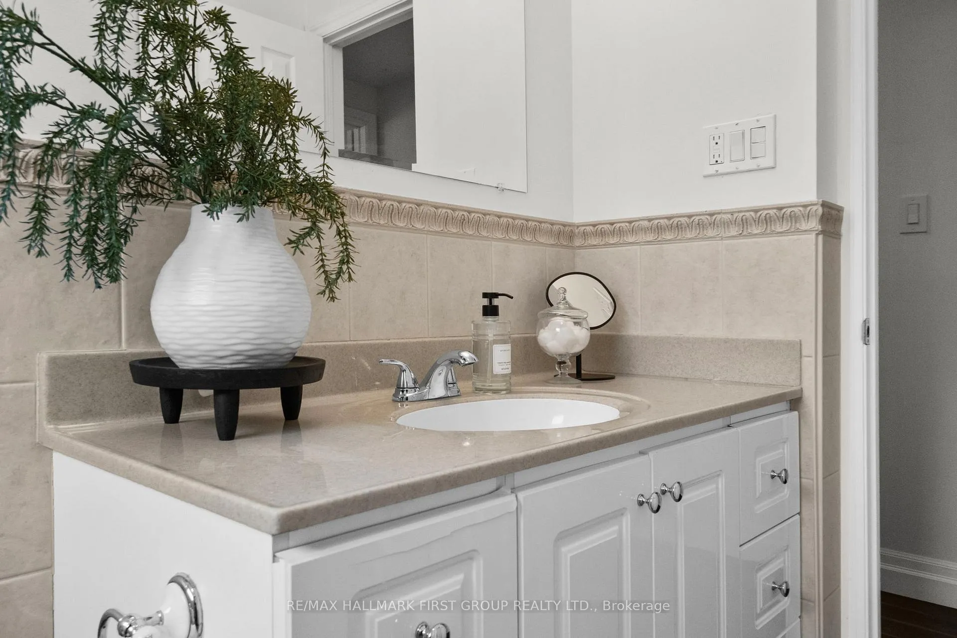 Photo 35 of 1742 Ada Court, Pickering, Amberlea — HOMEH