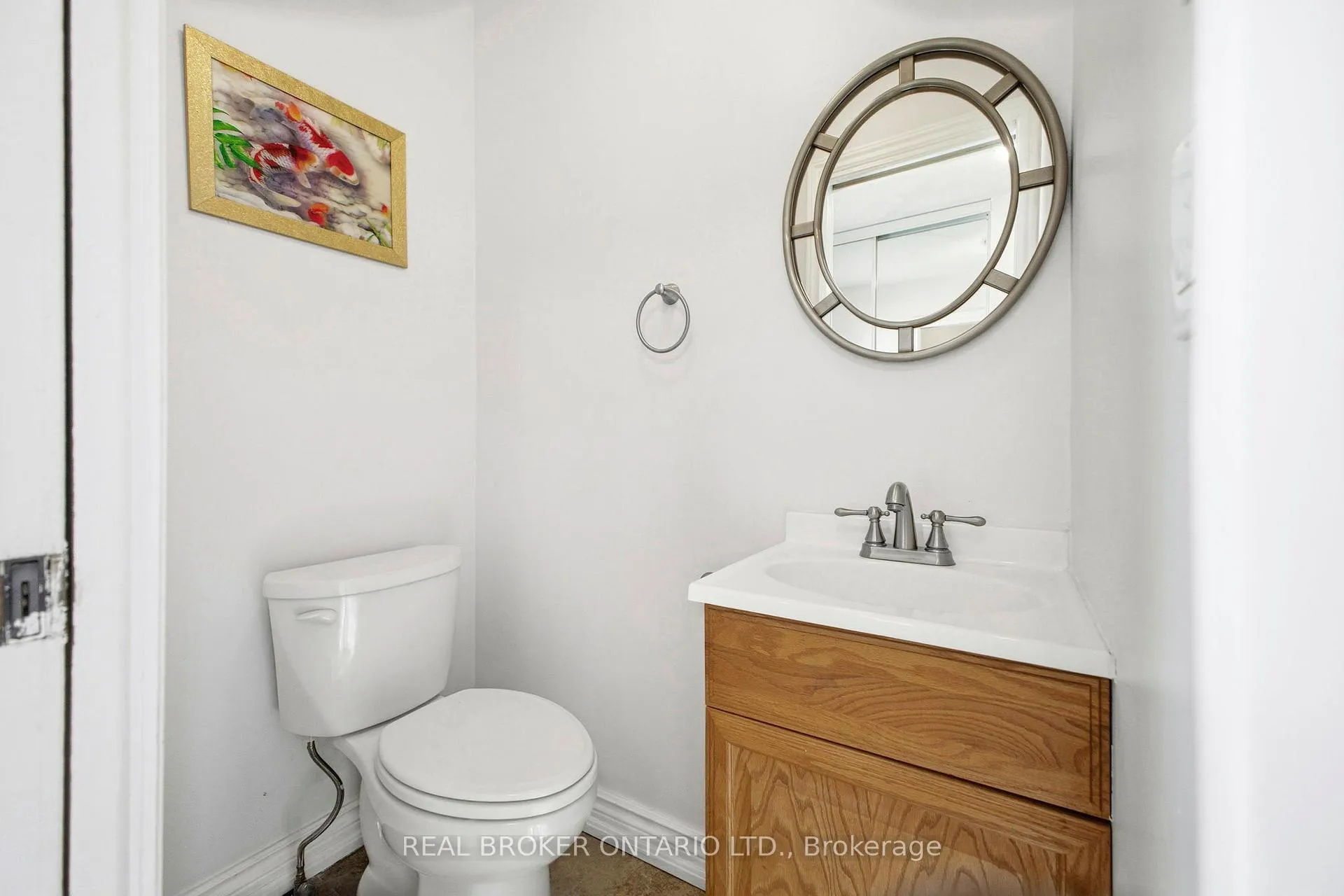Photo 4 of Unit F, 6 Arnold Drive, Ottawa, Arbeatha Park — HOMEH