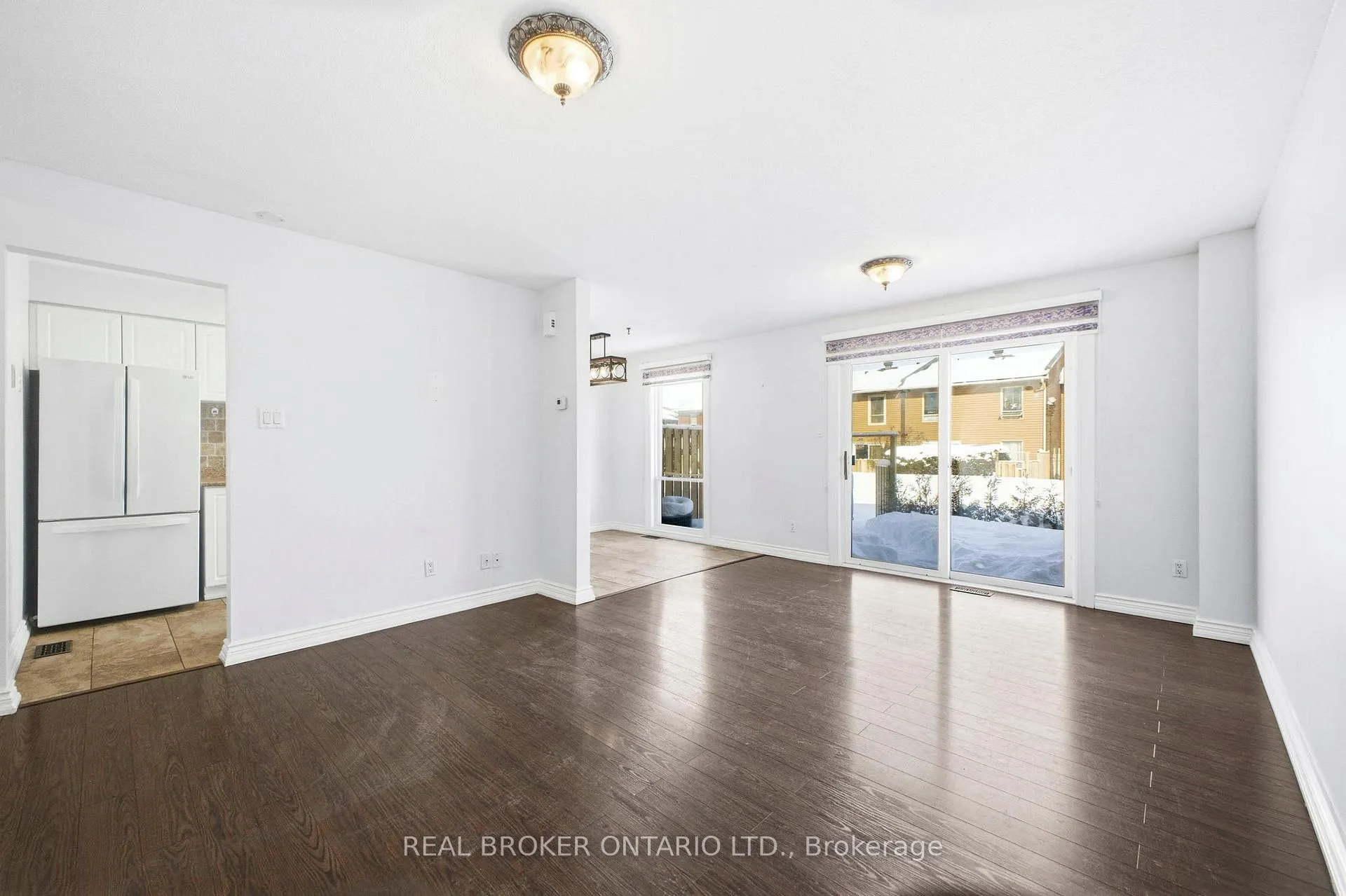 Photo 7 of Unit F, 6 Arnold Drive, Ottawa, Arbeatha Park — HOMEH