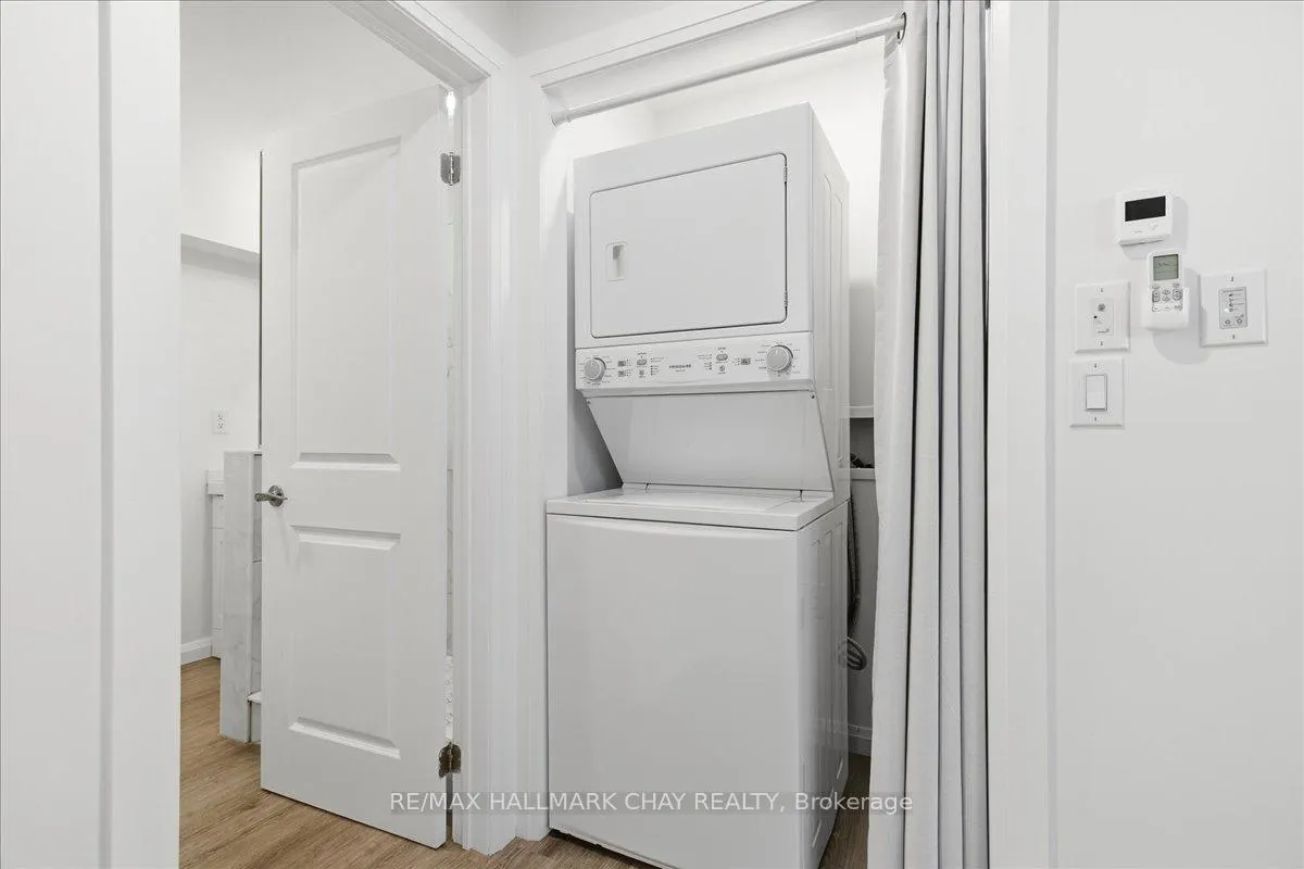 Photo 22 of Unit B, 325 Peter Street, Orillia — HOMEH