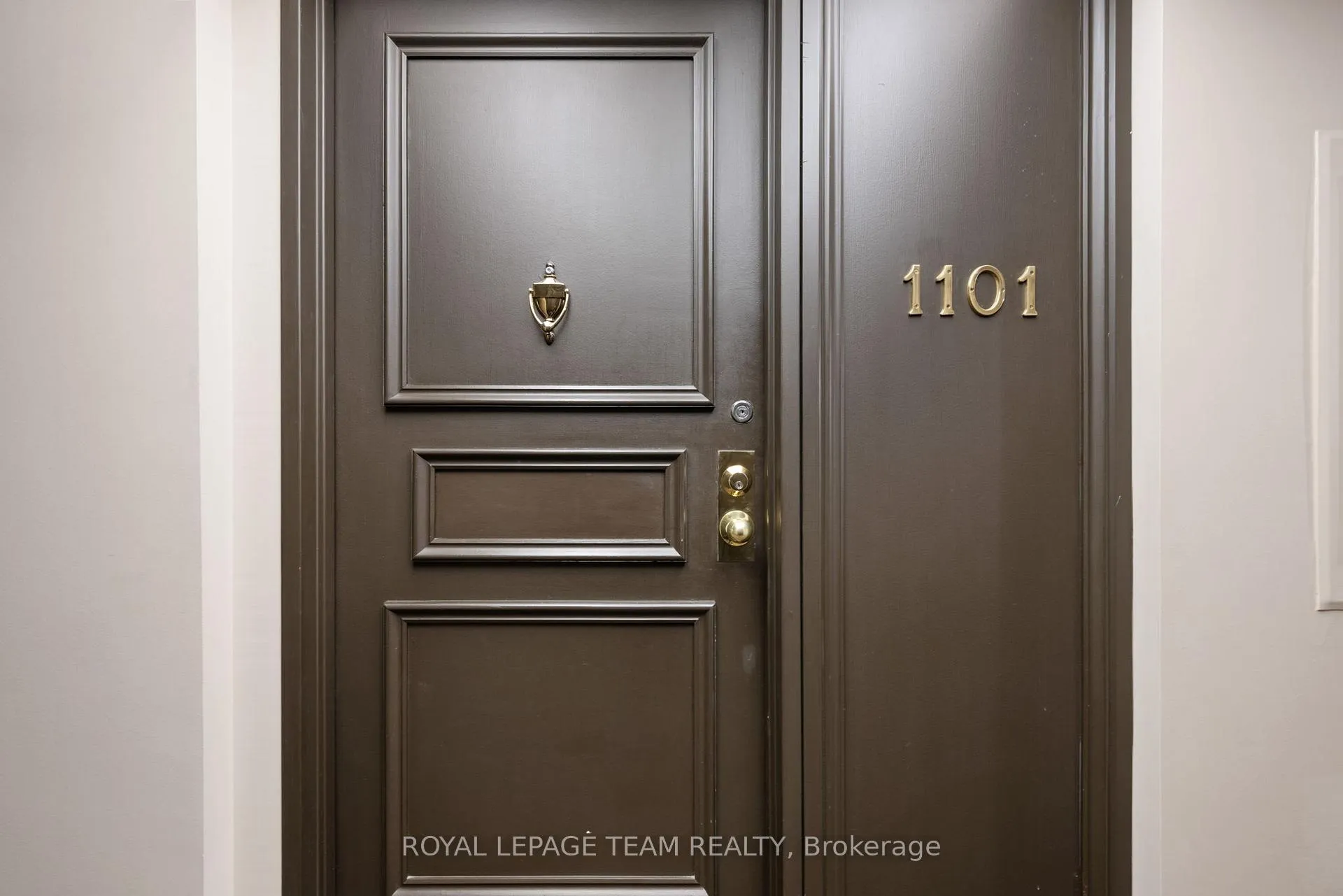Photo 5 of Unit 1101, 1081 Ambleside Drive, Ottawa, Woodroffe — HOMEH