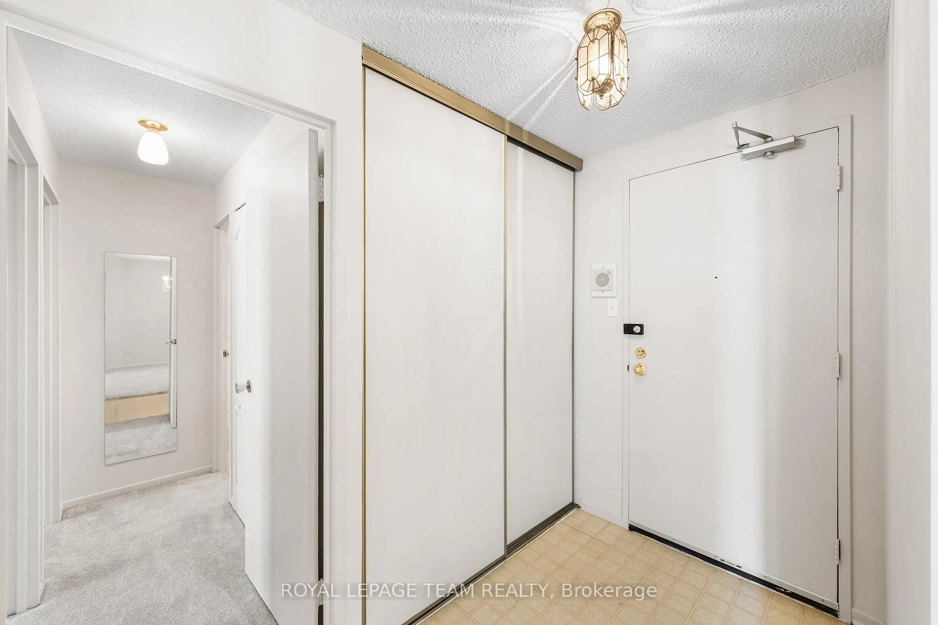 Photo 6 of Unit 1101, 1081 Ambleside Drive, Ottawa, Woodroffe — HOMEH