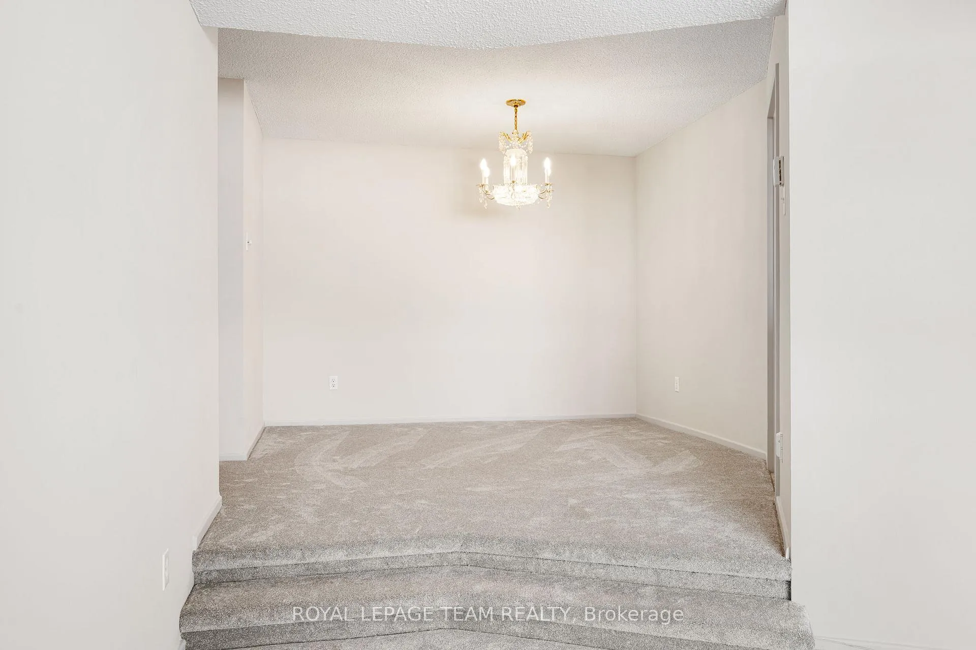 Photo 8 of Unit 1101, 1081 Ambleside Drive, Ottawa, Woodroffe — HOMEH
