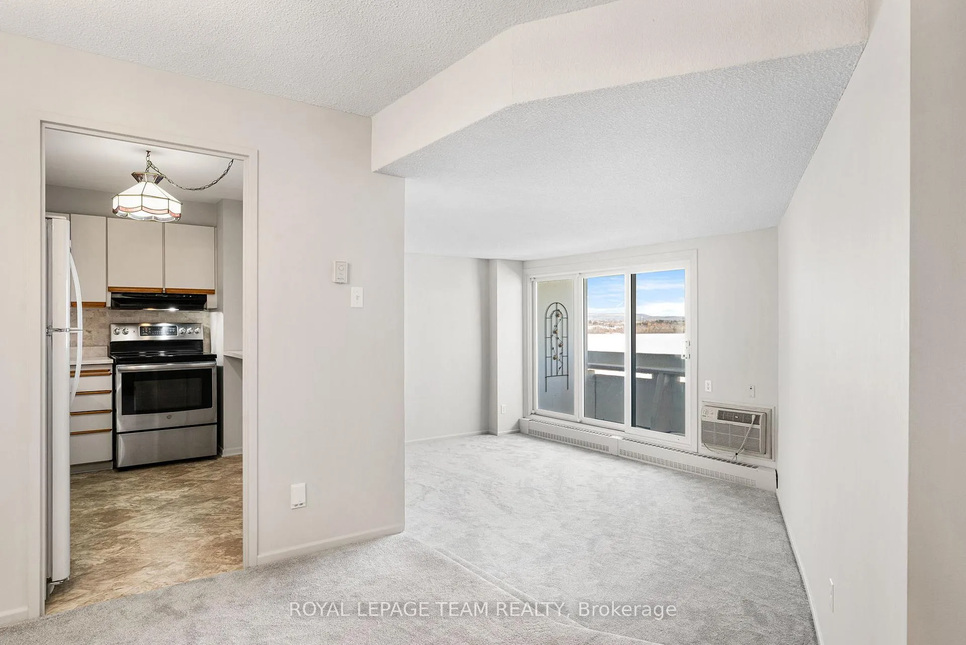 Photo 10 of Unit 1101, 1081 Ambleside Drive, Ottawa, Woodroffe — HOMEH