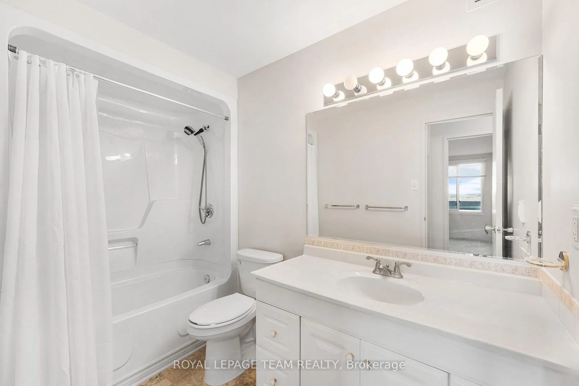Photo 21 of Unit 1101, 1081 Ambleside Drive, Ottawa, Woodroffe — HOMEH