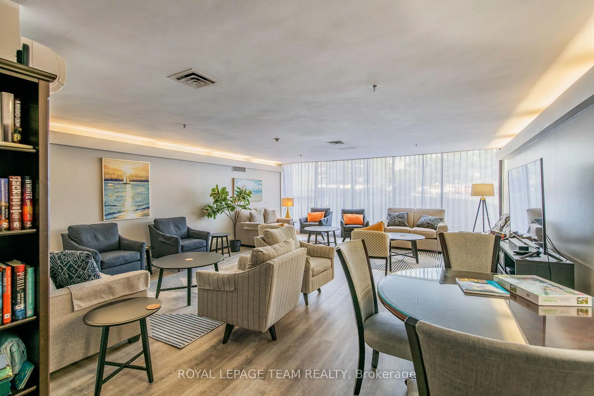 Photo 29 of Unit 1101, 1081 Ambleside Drive, Ottawa, Woodroffe — HOMEH
