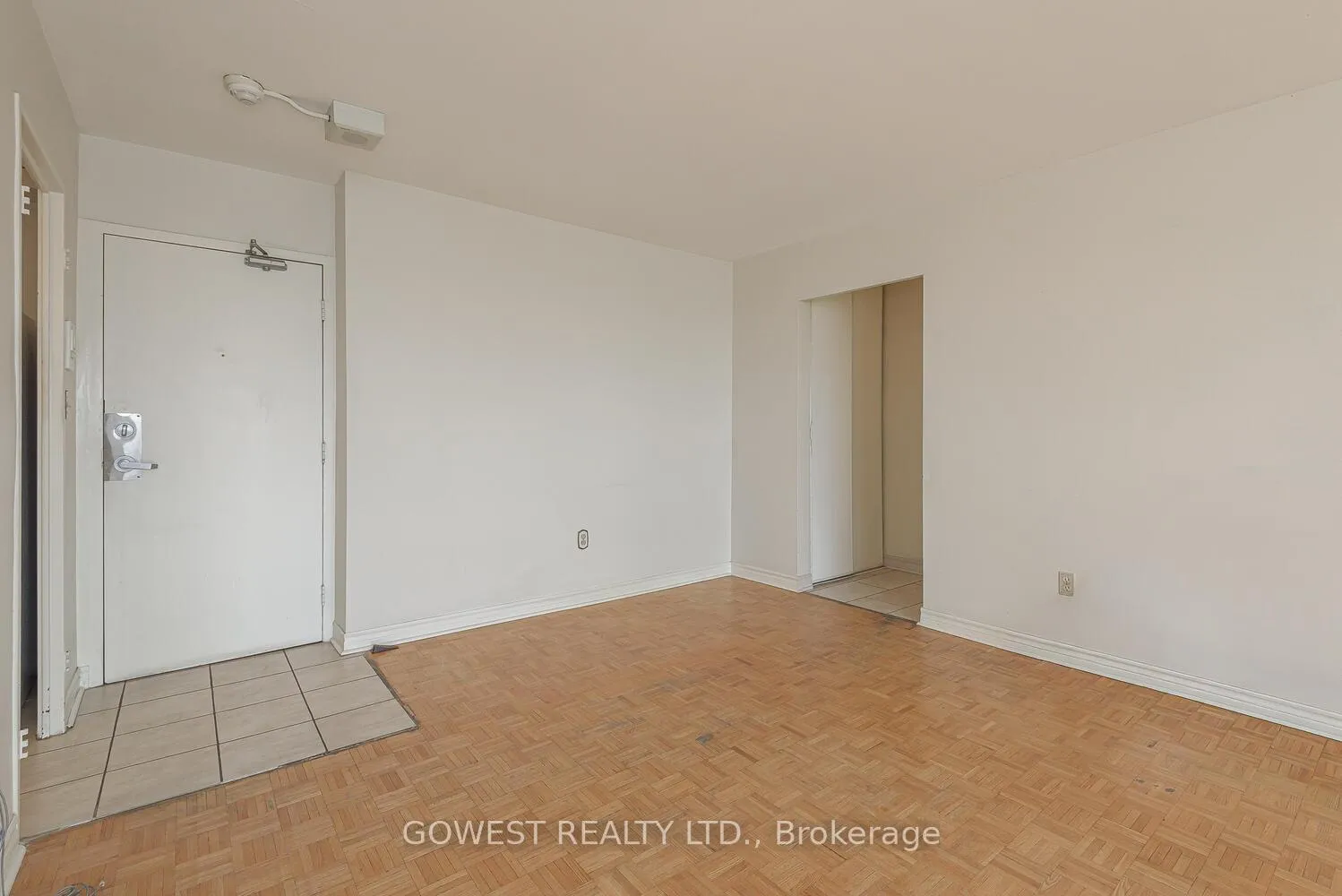 Photo 5 of Unit 1006, 1 Massey Square, Toronto, Crescent Town — HOMEH