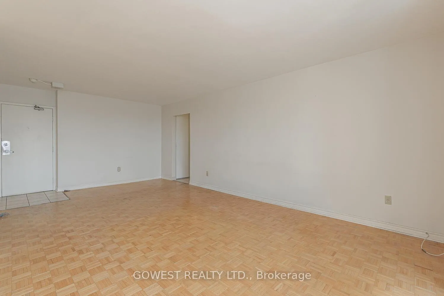 Photo 6 of Unit 1006, 1 Massey Square, Toronto, Crescent Town — HOMEH