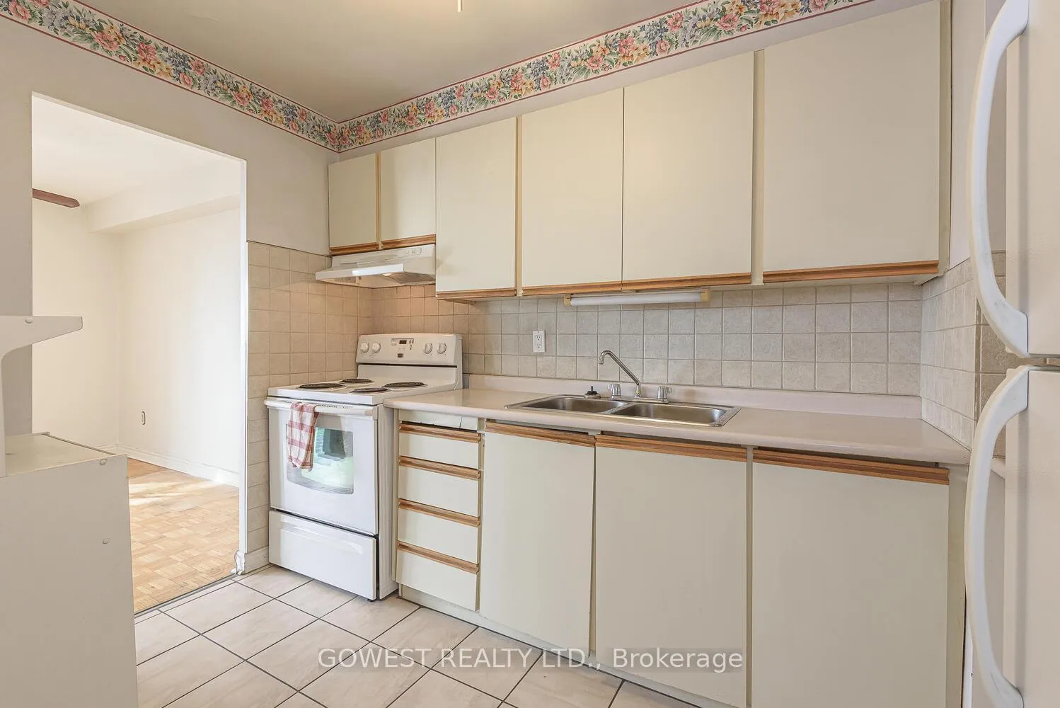 Photo 16 of Unit 1006, 1 Massey Square, Toronto, Crescent Town — HOMEH
