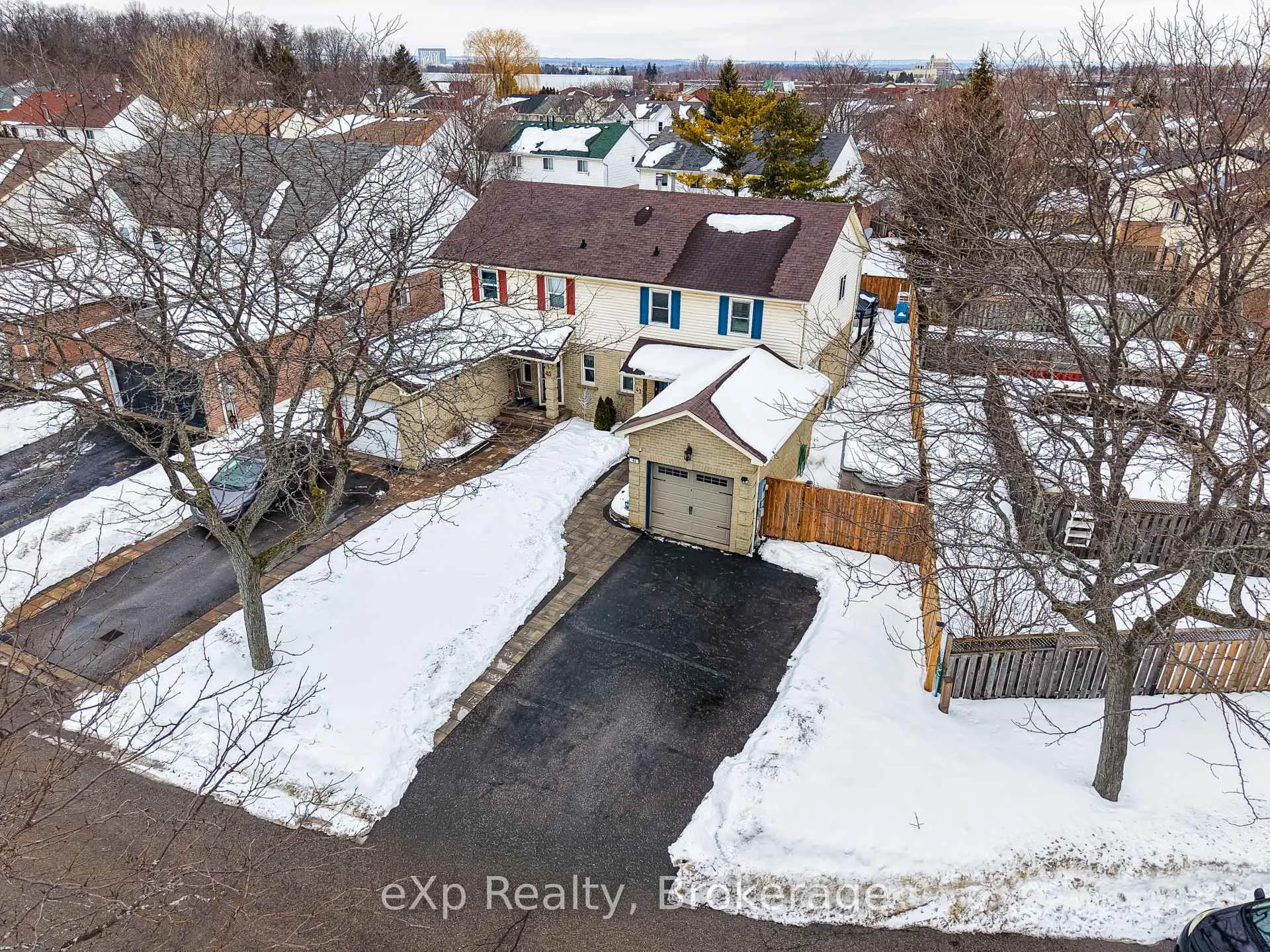 Photo 4 of 43 Kipling Crescent, Ajax, South West — HOMEH