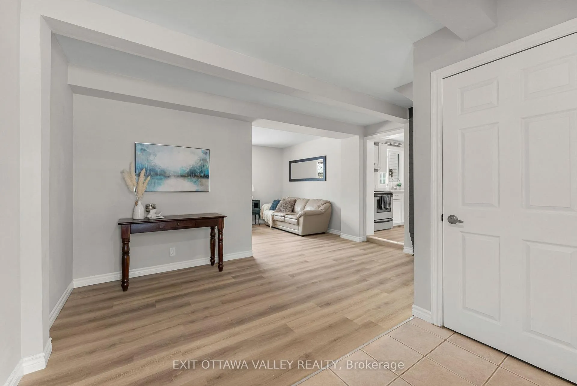 Photo 10 of 80 Hunter Street, Pembroke — HOMEH