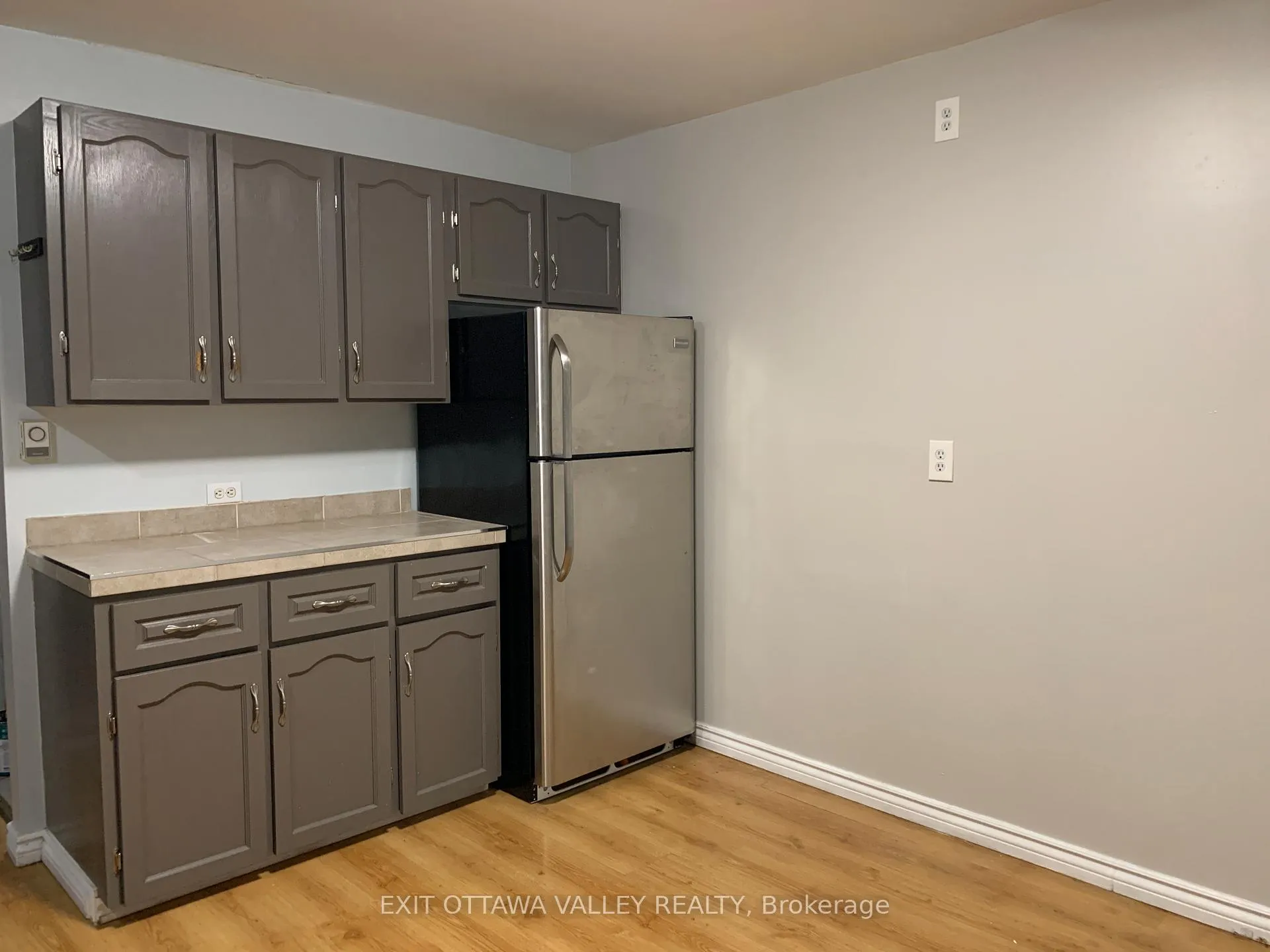 Photo 38 of 80 Hunter Street, Pembroke — HOMEH