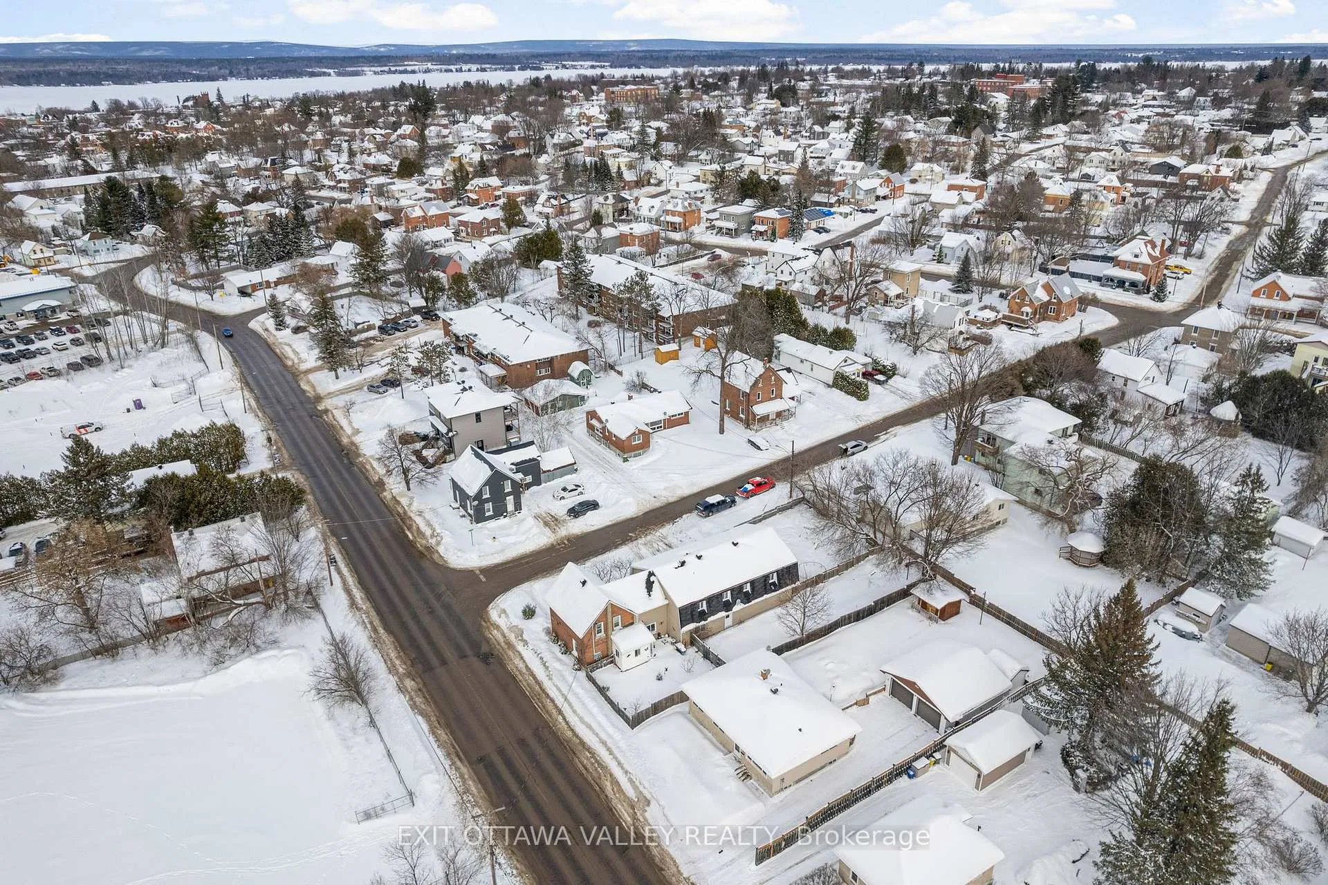 Photo 47 of 80 Hunter Street, Pembroke — HOMEH