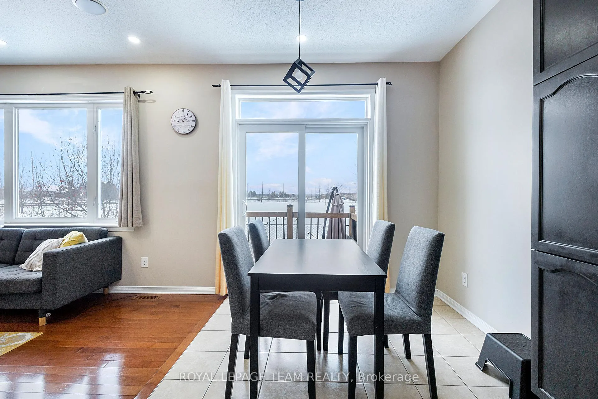 Photo 14 of 276 Harthill Way, Ottawa, Barrhaven - Heritage Park — HOMEH