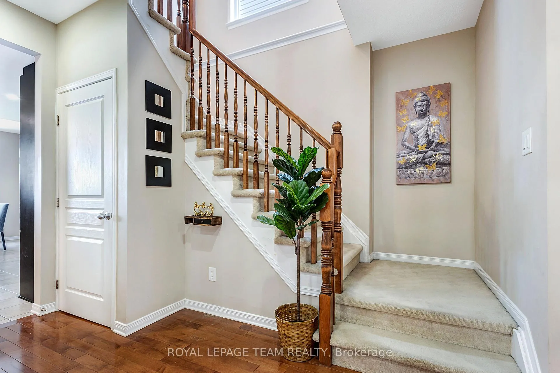 Photo 15 of 276 Harthill Way, Ottawa, Barrhaven - Heritage Park — HOMEH