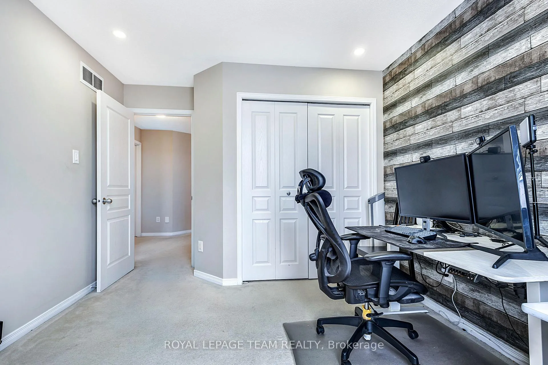 Photo 22 of 276 Harthill Way, Ottawa, Barrhaven - Heritage Park — HOMEH