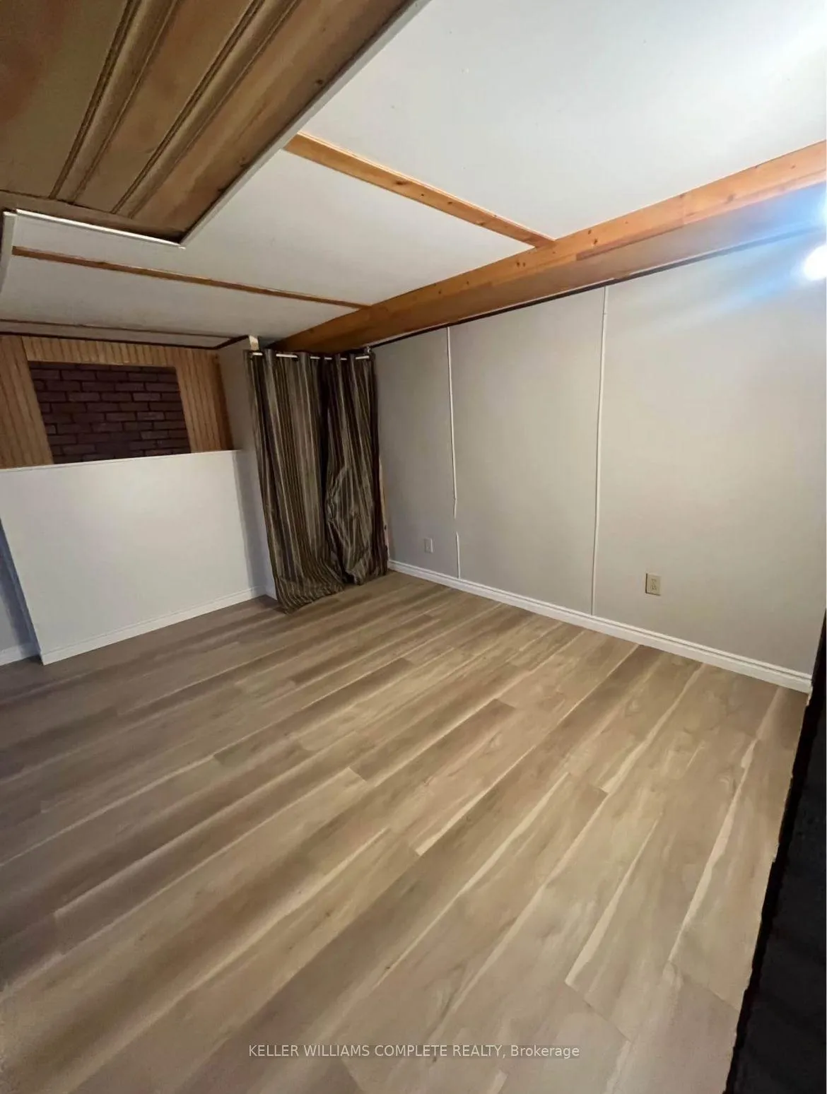 Photo 15 of 6083 Dunn Street, Niagara Falls, Dorchester — HOMEH