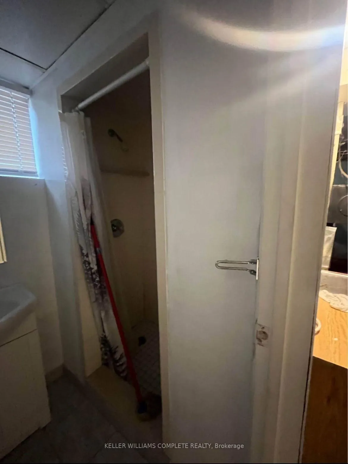 Photo 17 of 6083 Dunn Street, Niagara Falls, Dorchester — HOMEH