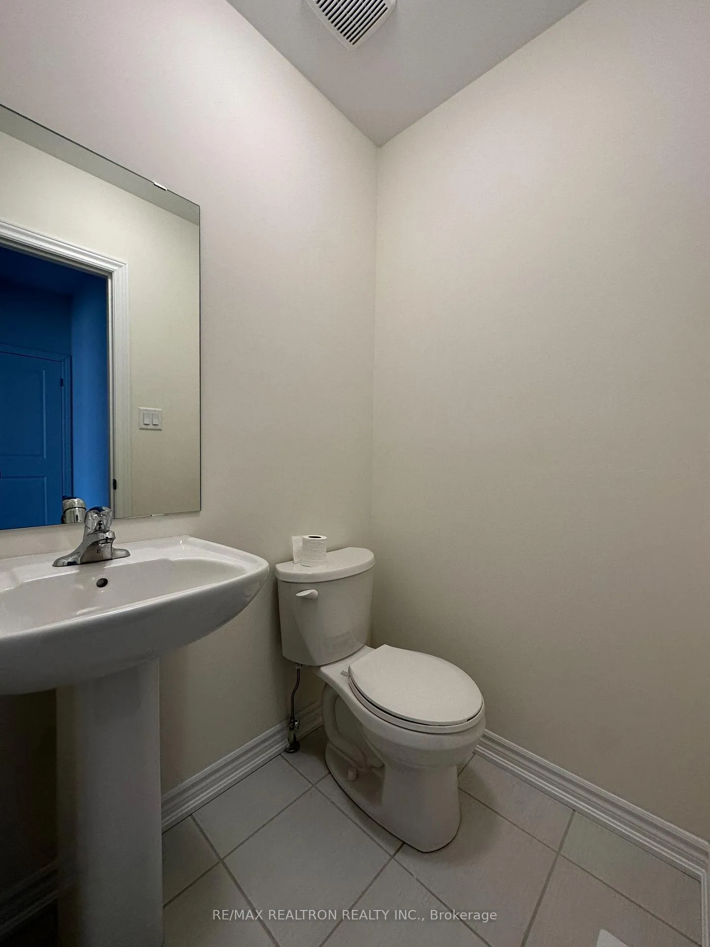 Photo 4 of 1242 Rexton Drive, Oshawa, Kedron — HOMEH