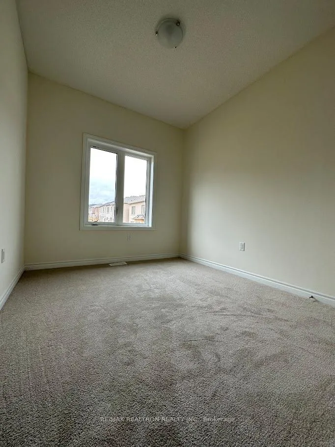 Photo 11 of 1242 Rexton Drive, Oshawa, Kedron — HOMEH
