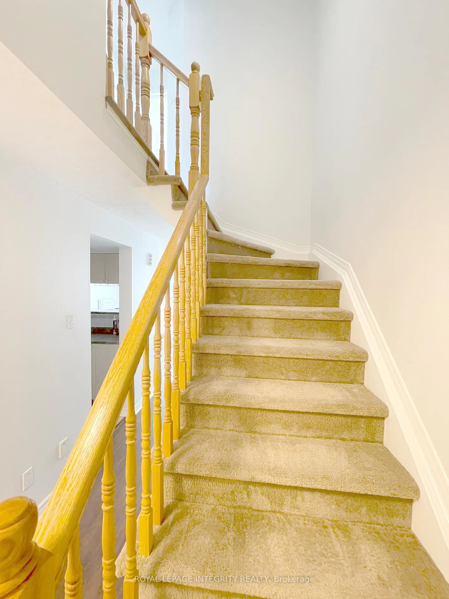 Photo 11 of 27 Santa Cruz Private, Ottawa, Riverview Park — HOMEH