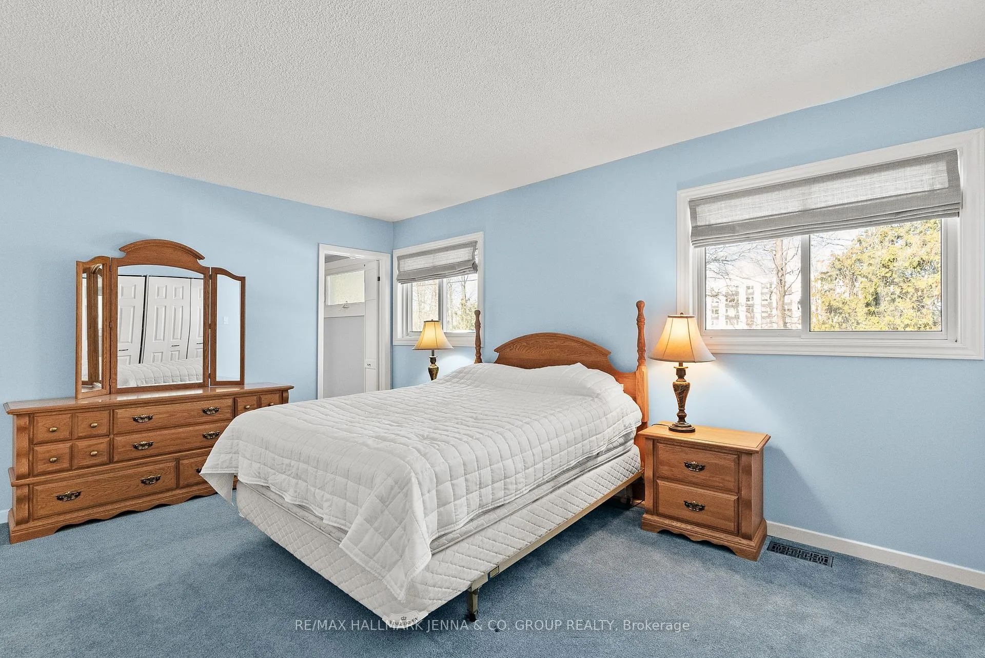 Photo 19 of 13 Pinepoint Drive, Ottawa, Lynwood Village — HOMEH
