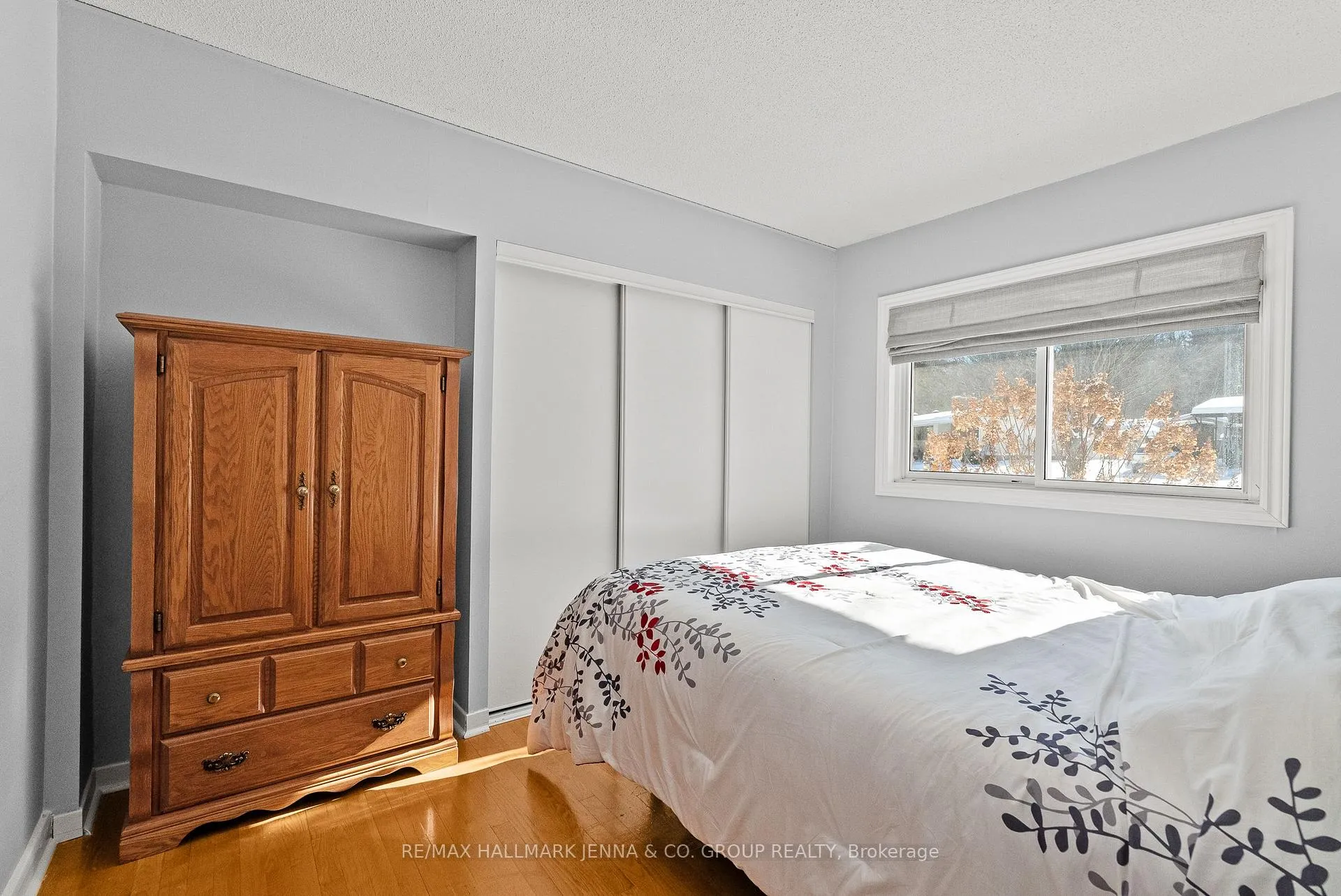 Photo 21 of 13 Pinepoint Drive, Ottawa, Lynwood Village — HOMEH