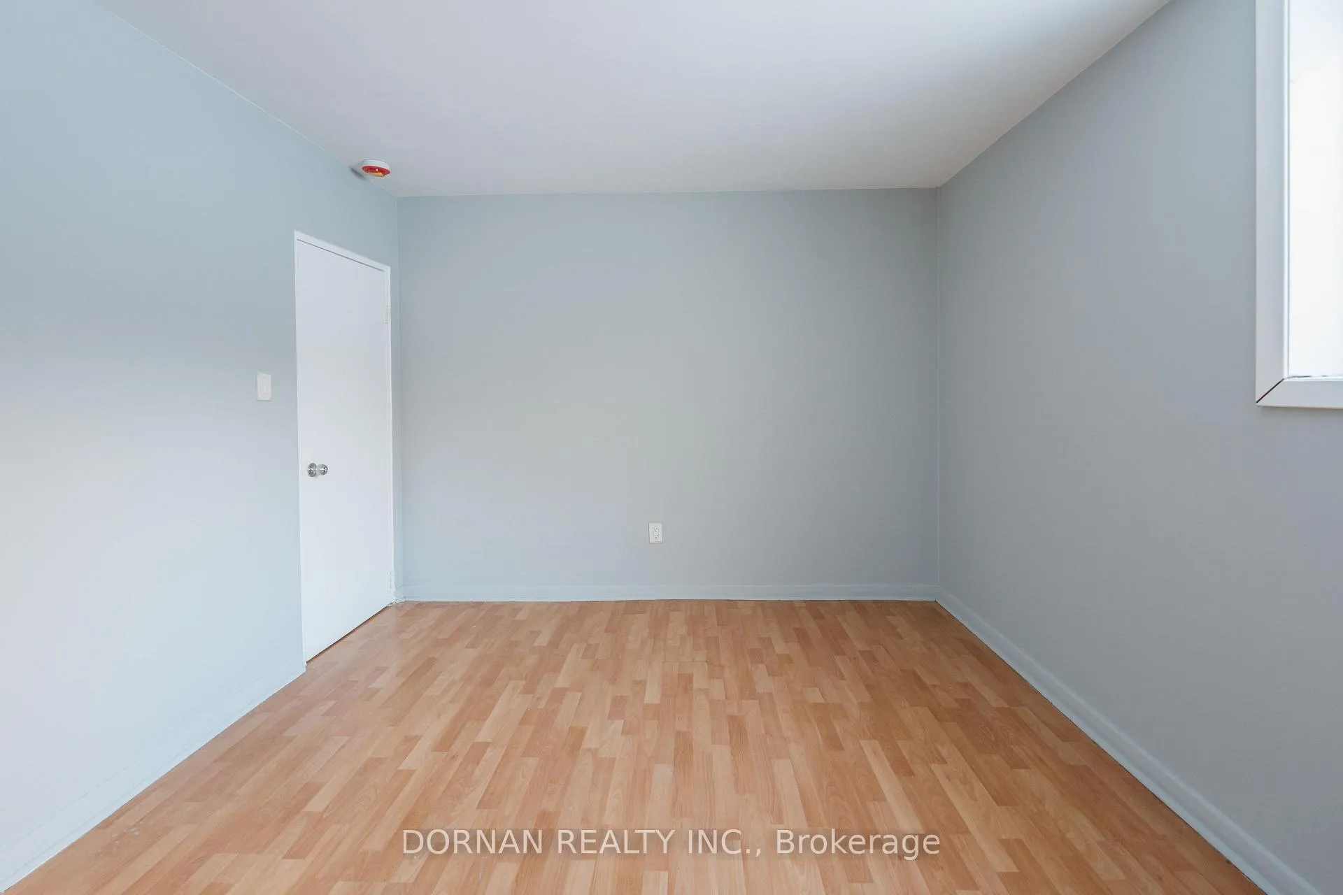 Photo 7 of Unit 1, 1061 Ravine Road, Oshawa, Lakeview — HOMEH