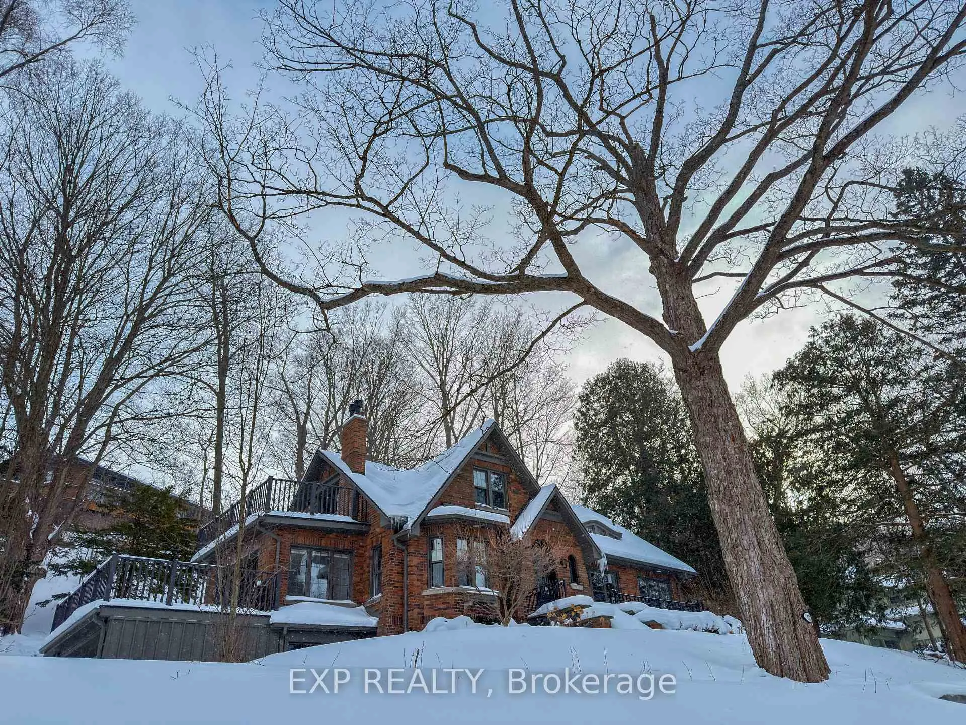 Photo 1 of 451 Westmount Drive, London, South C — HOMEH