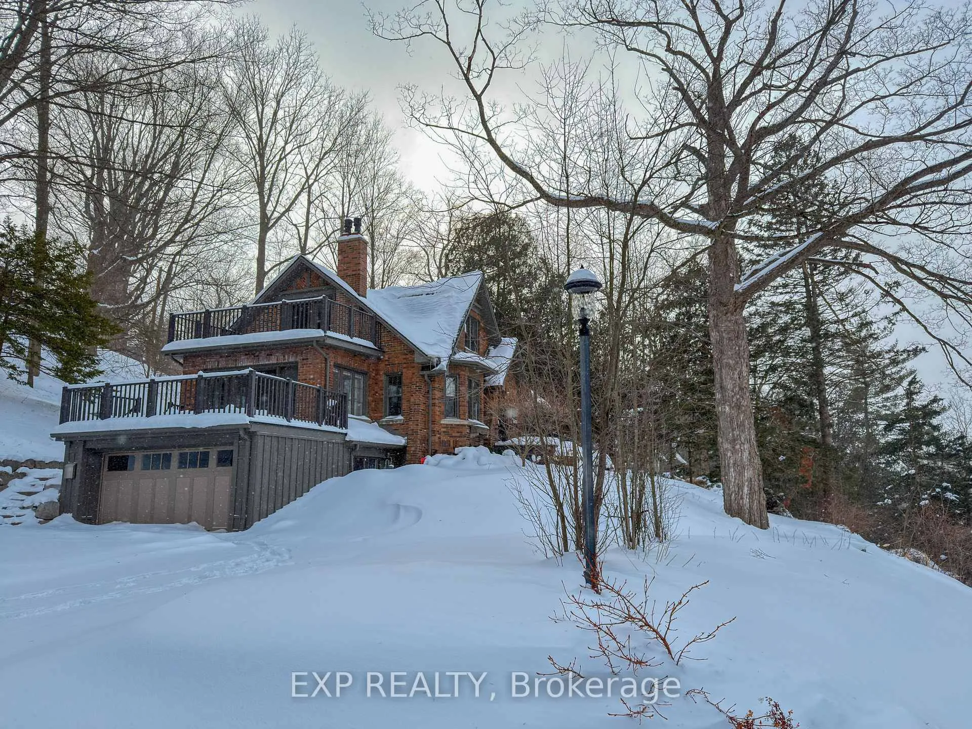 Photo 2 of 451 Westmount Drive, London, South C — HOMEH