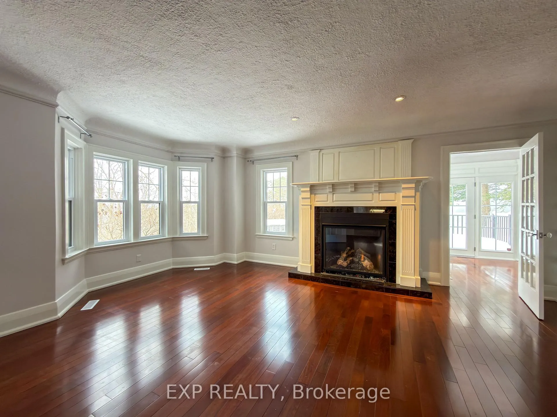 Photo 7 of 451 Westmount Drive, London, South C — HOMEH
