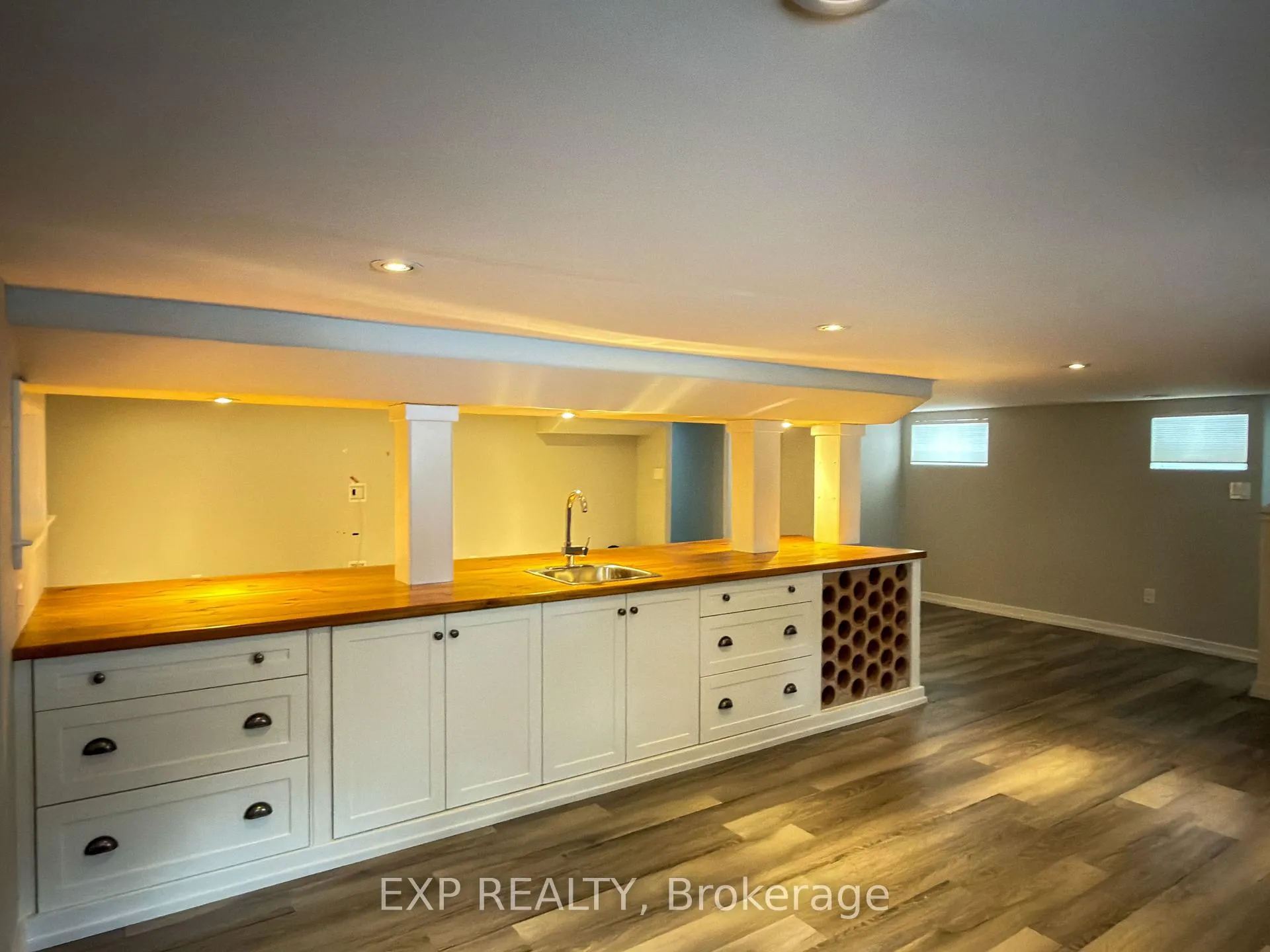 Photo 17 of 451 Westmount Drive, London, South C — HOMEH