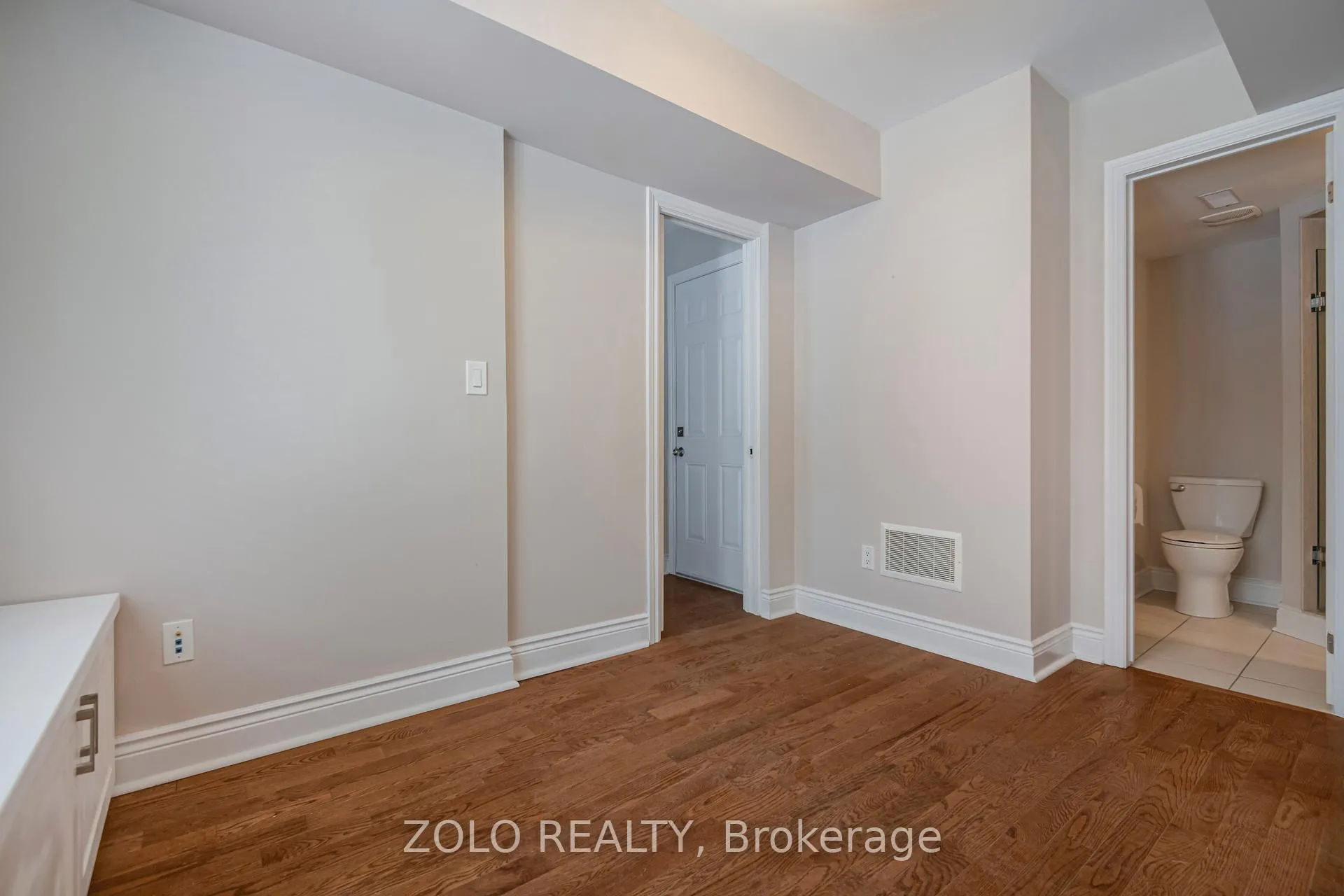 Photo 10 of 1166 Craven Road, Toronto, Greenwood-Coxwell — HOMEH