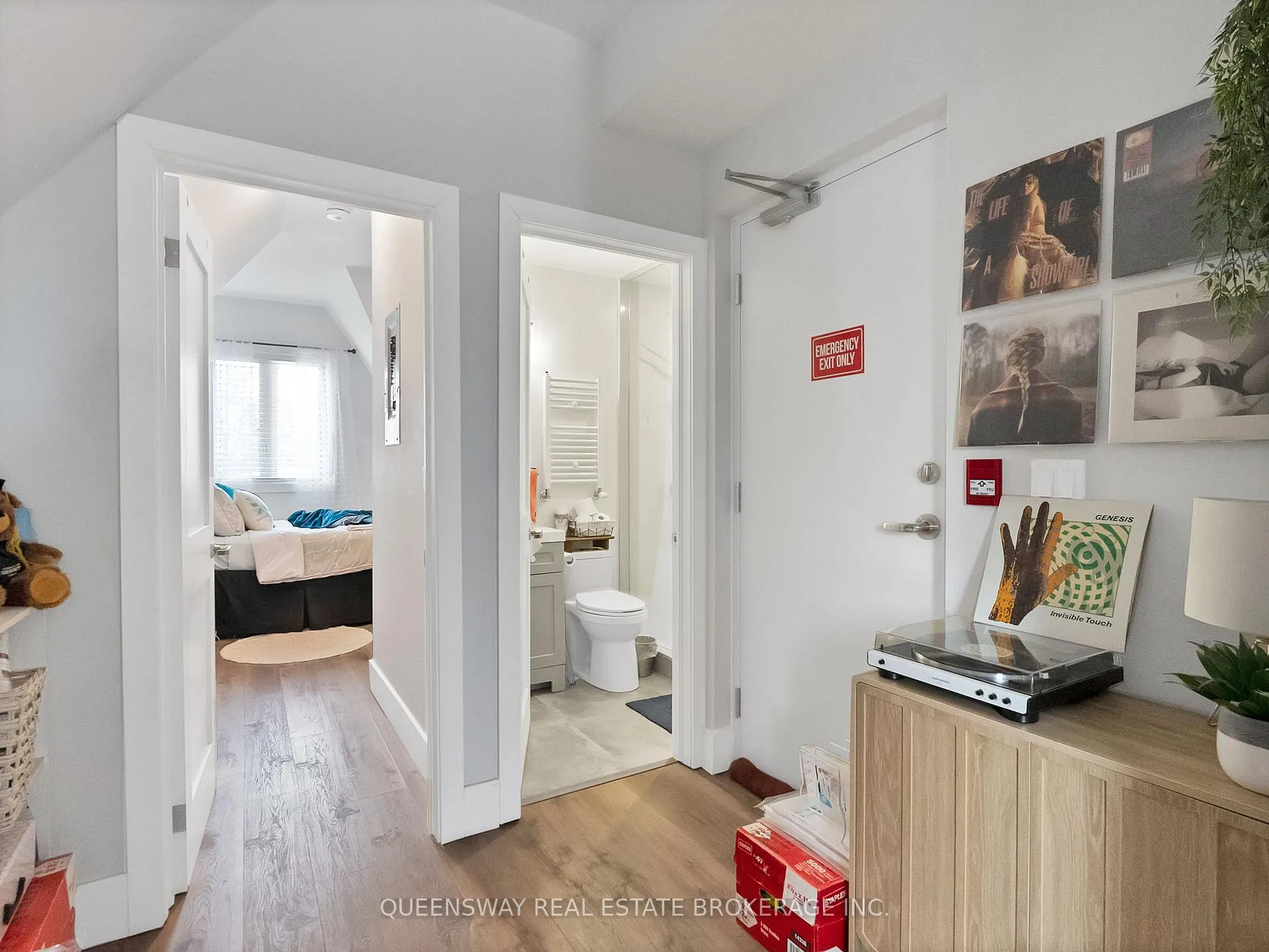 Photo 4 of Unit 3A, 352 Main Street N, Markham, Old Markham Village — HOMEH