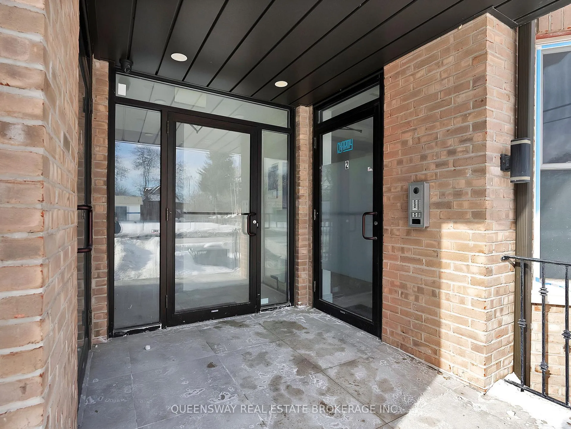 Photo 9 of Unit 3A, 352 Main Street N, Markham, Old Markham Village — HOMEH