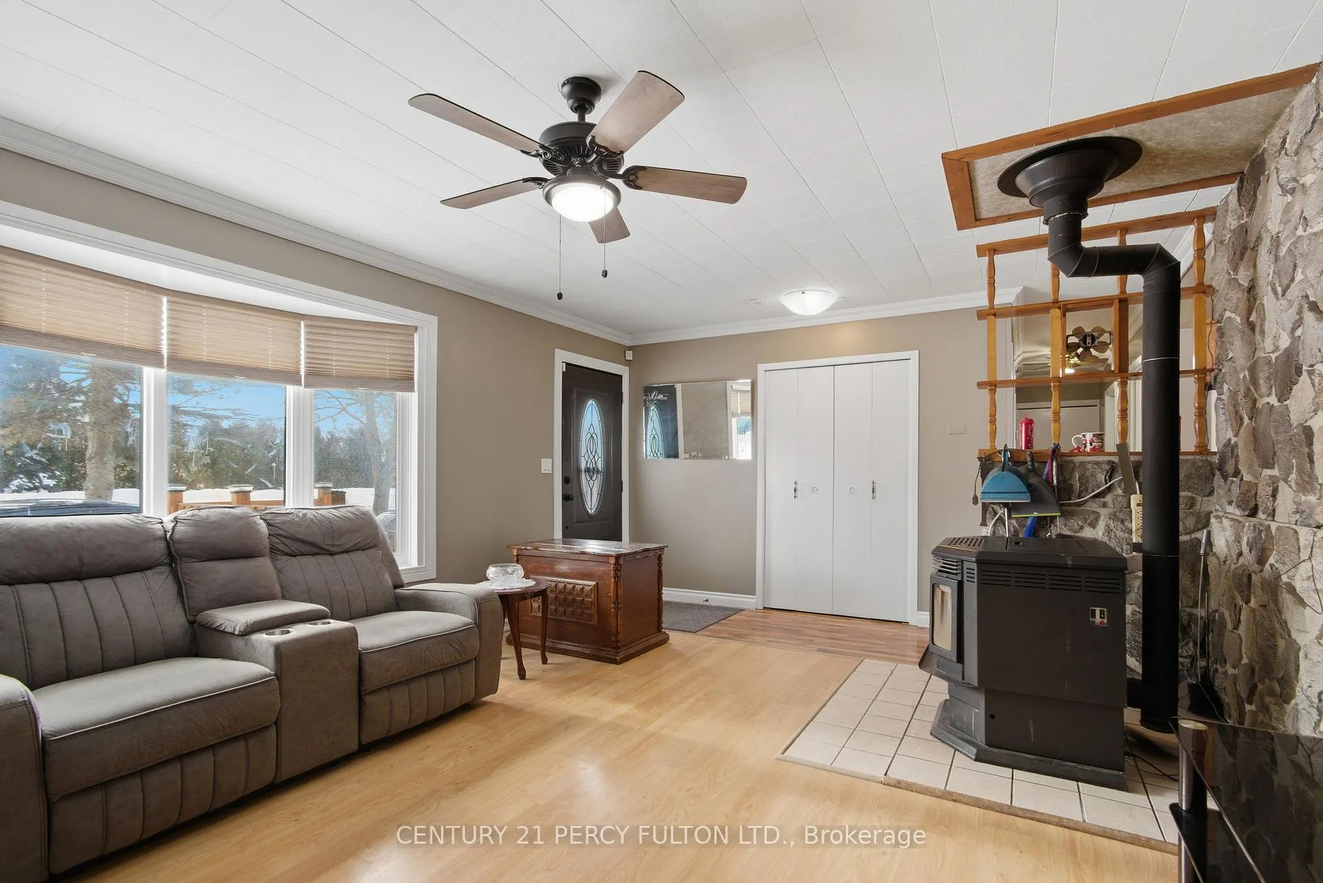 Photo 6 of 358 Densmore Road, Cobourg — HOMEH