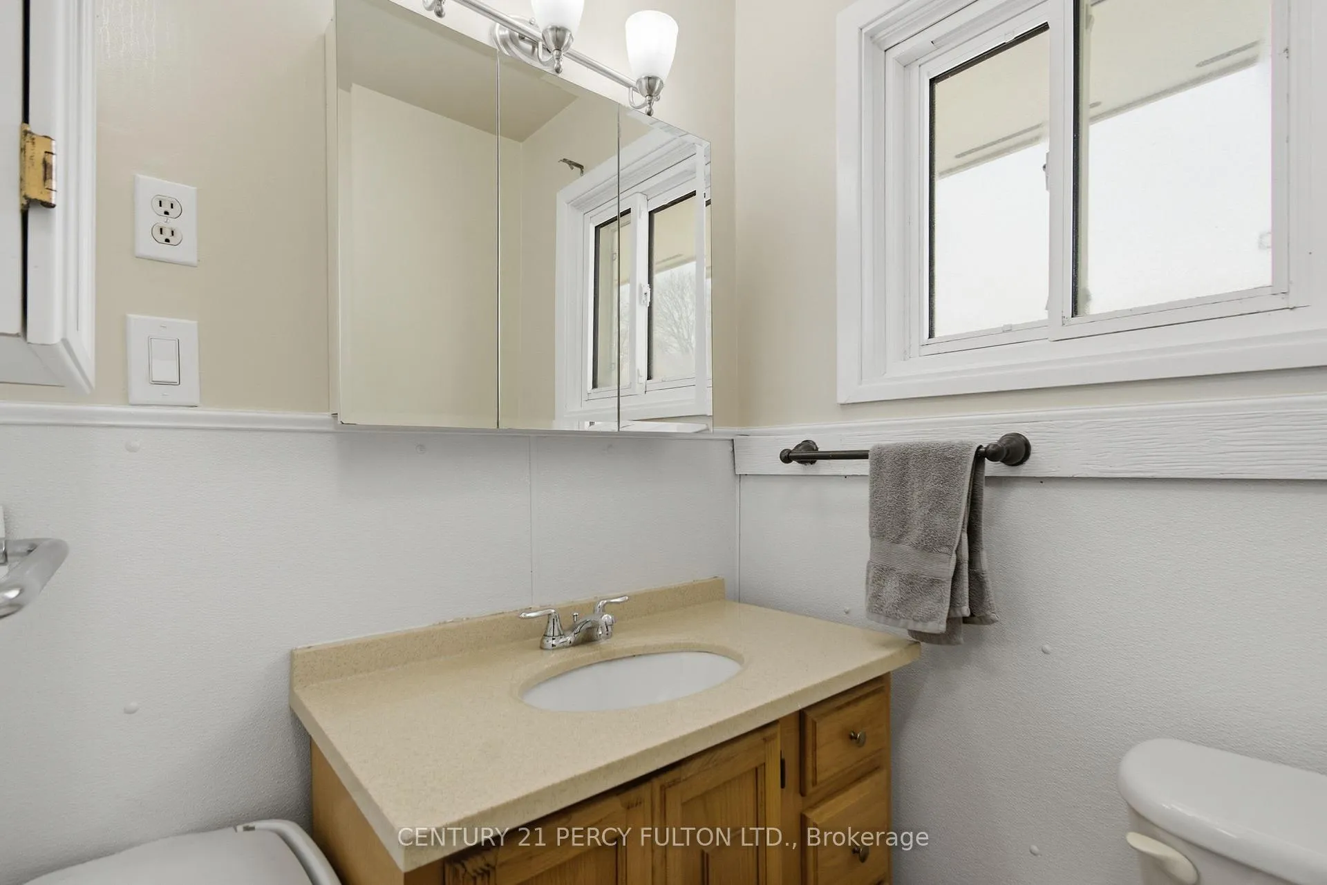 Photo 18 of 358 Densmore Road, Cobourg — HOMEH