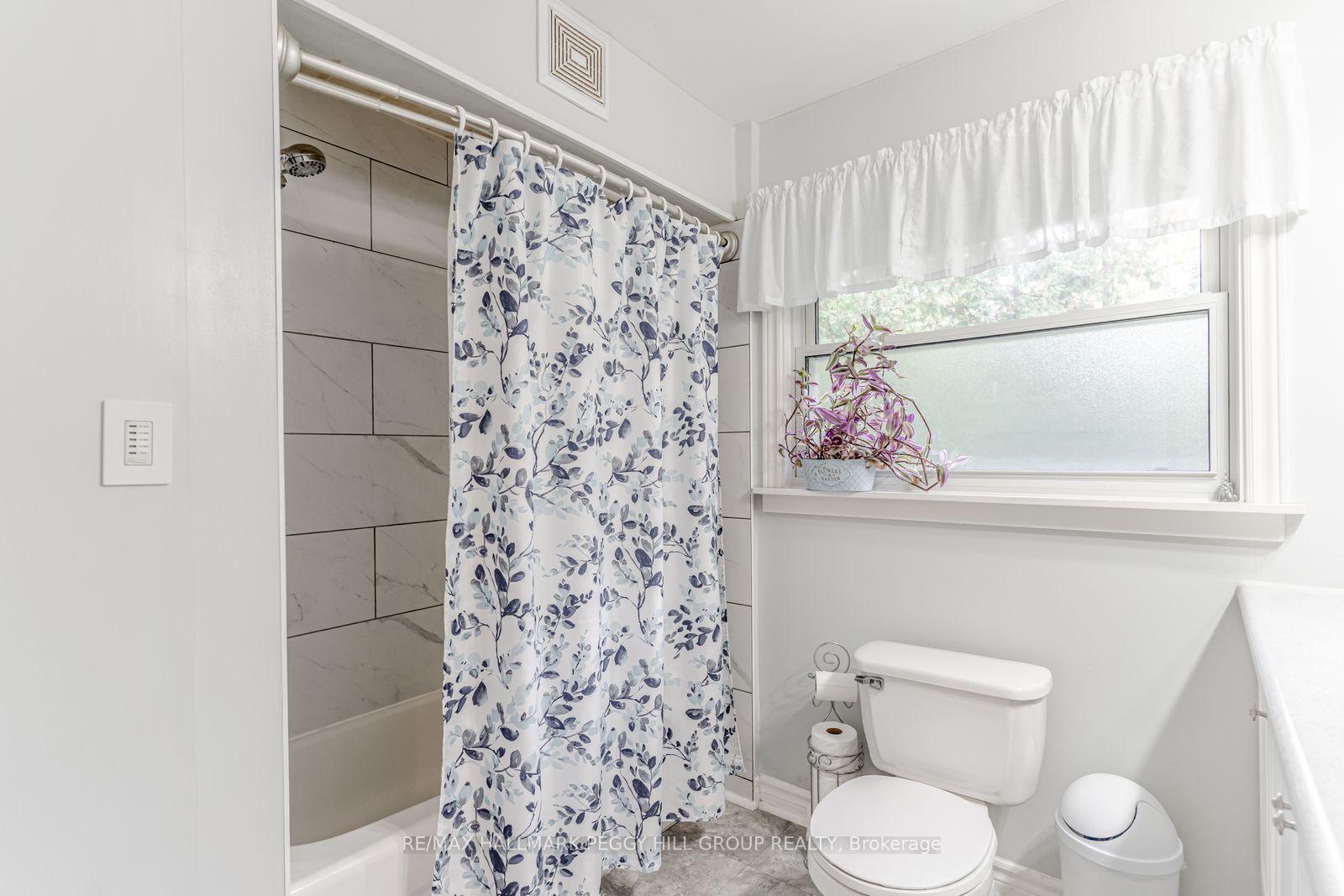 Photo 10 of 759 Florence Road, Innisfil, Alcona — HOMEH