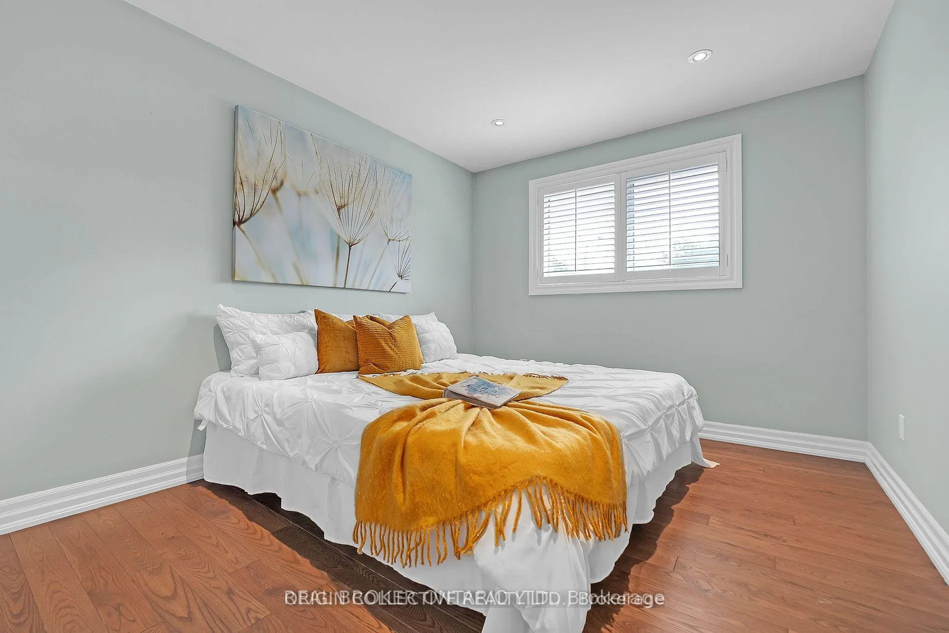 Photo 17 of 1863 Heather Hills Drive, Burlington, Tyandaga — HOMEH