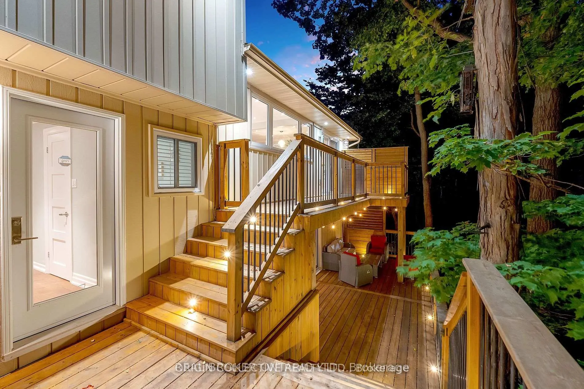 Photo 25 of 1863 Heather Hills Drive, Burlington, Tyandaga — HOMEH