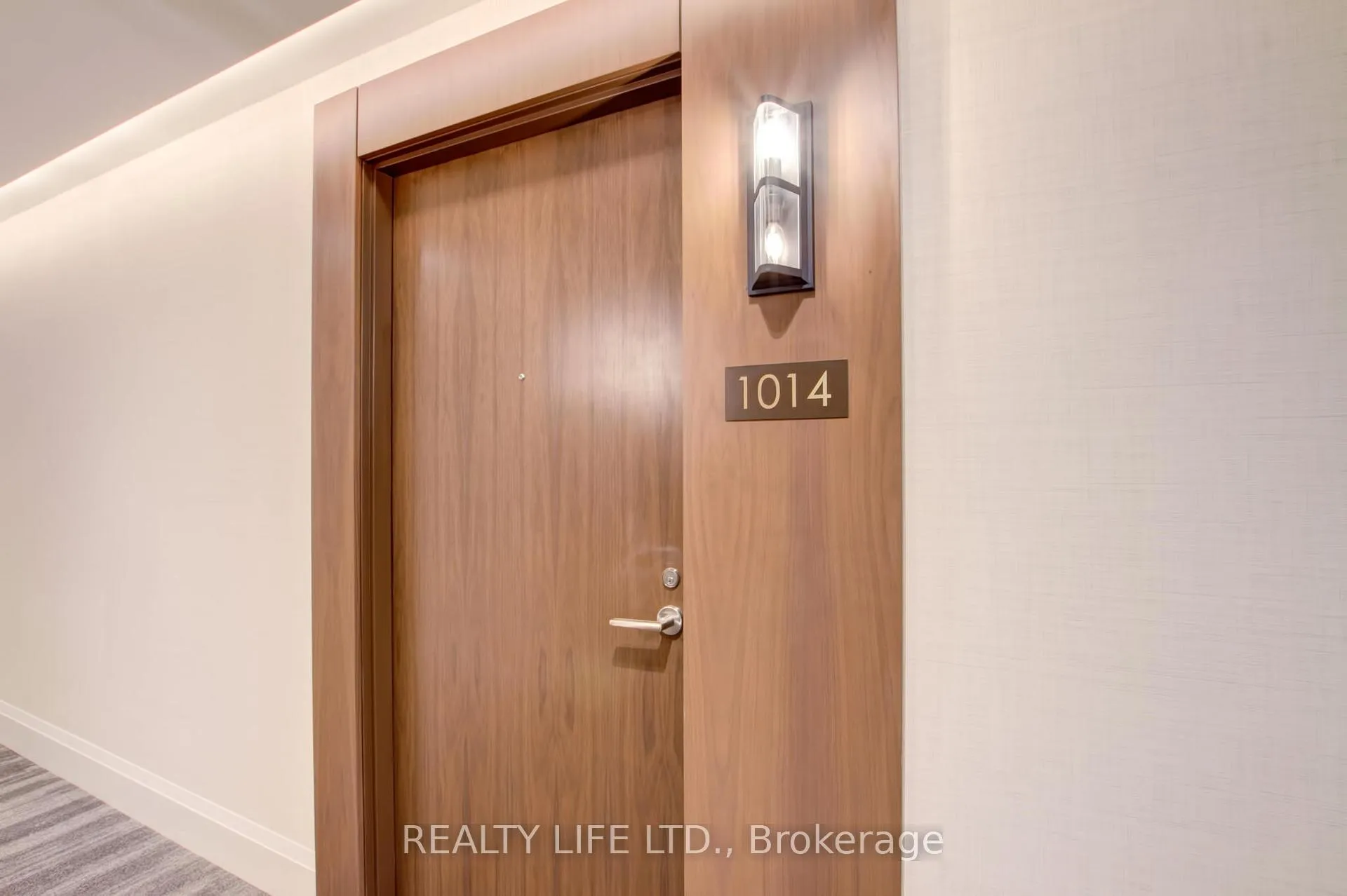 Photo 3 of Unit 1014, 1050 Main Street E, Milton, Dempsey — HOMEH