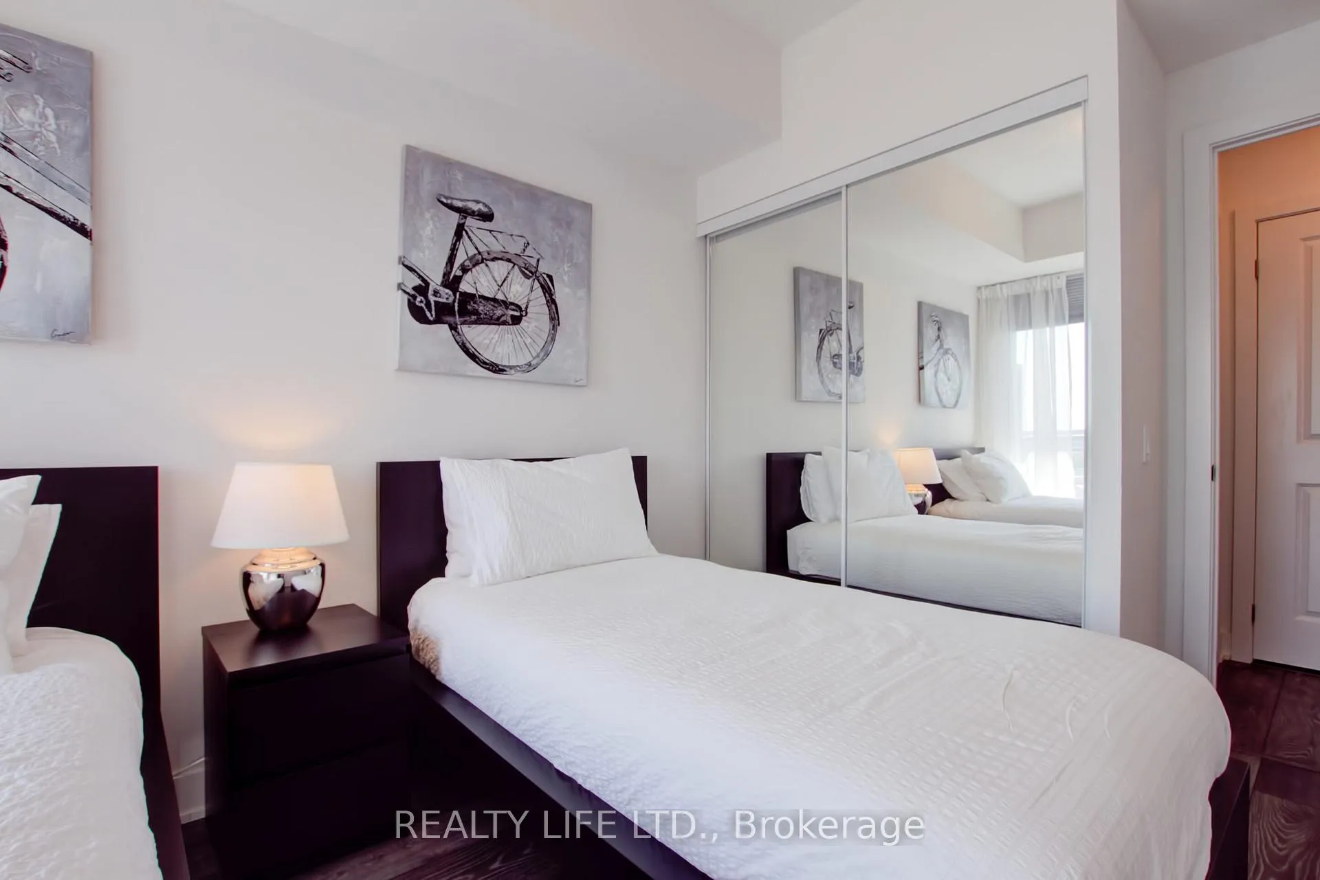 Photo 20 of Unit 1014, 1050 Main Street E, Milton, Dempsey — HOMEH