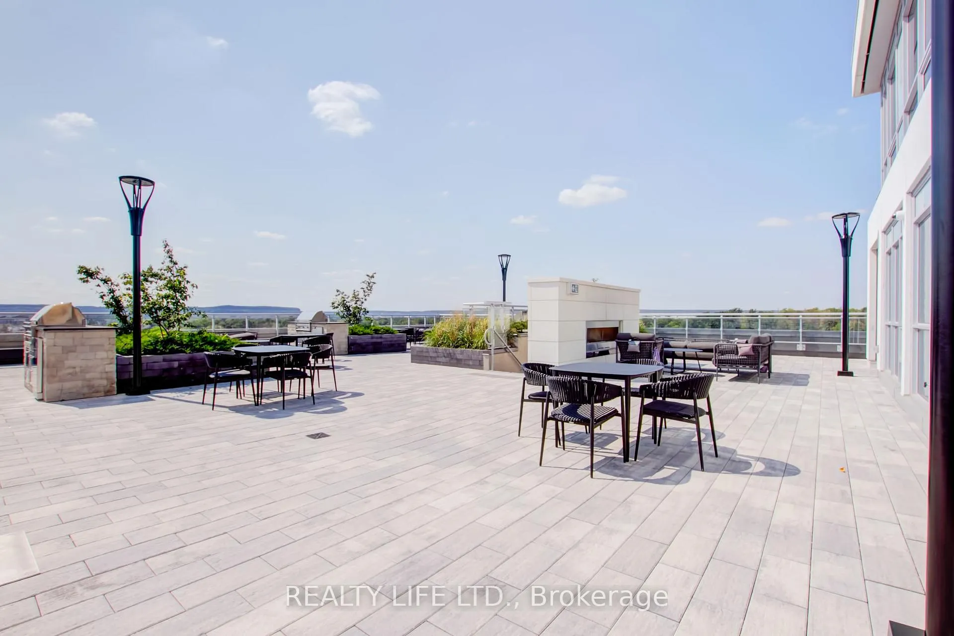 Photo 26 of Unit 1014, 1050 Main Street E, Milton, Dempsey — HOMEH
