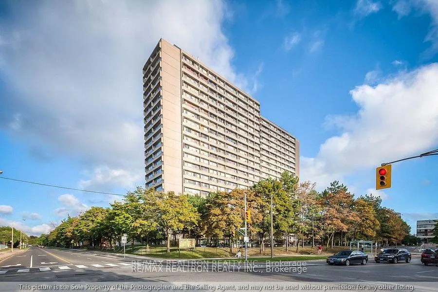 Photo 1 of Unit 206, 100 Leeward Glenway, Toronto, Flemingdon Park — HOMEH