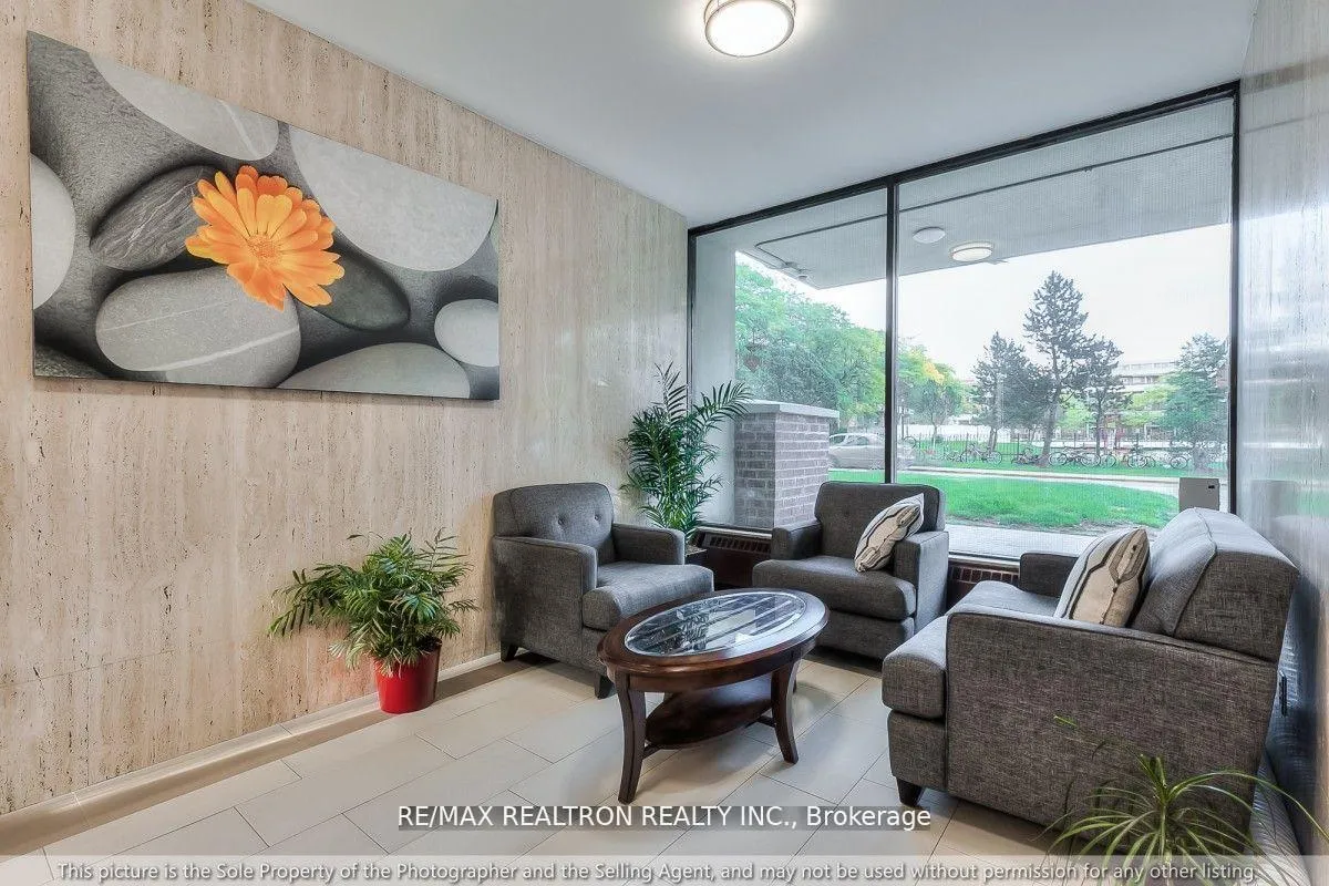 Photo 3 of Unit 206, 100 Leeward Glenway, Toronto, Flemingdon Park — HOMEH
