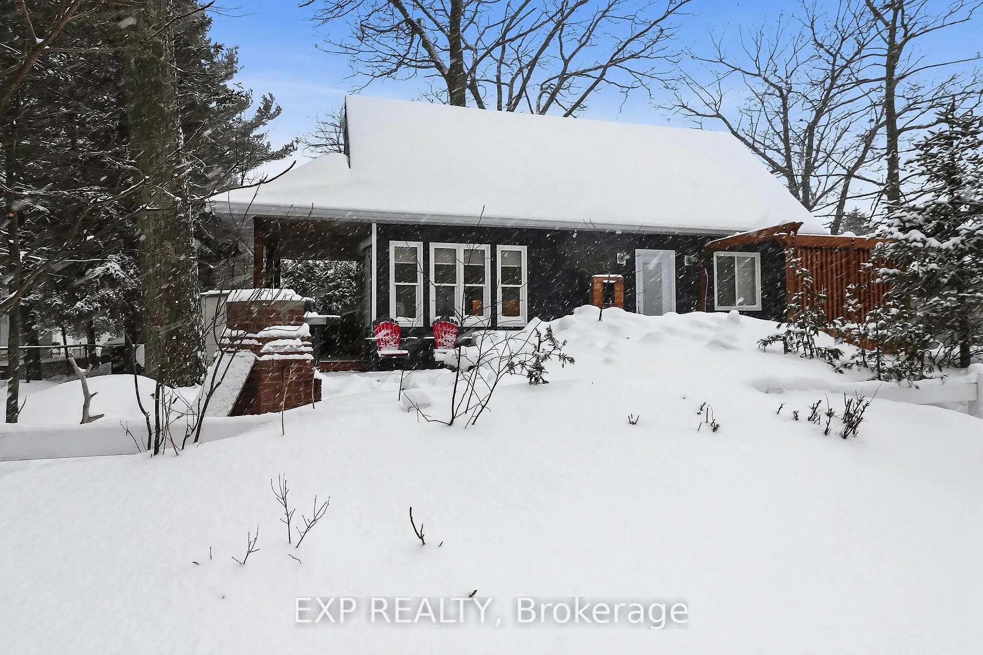Photo 6 of 30 29th Street N, Wasaga Beach — HOMEH