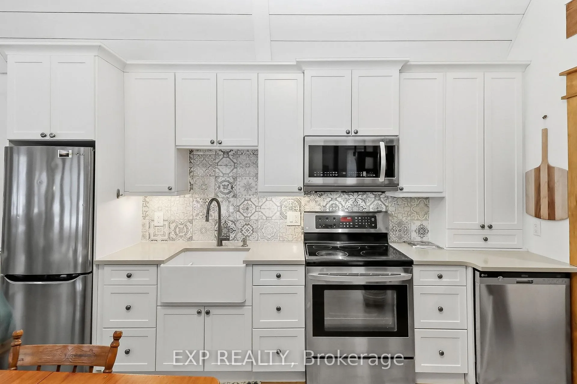 Photo 15 of 30 29th Street N, Wasaga Beach — HOMEH