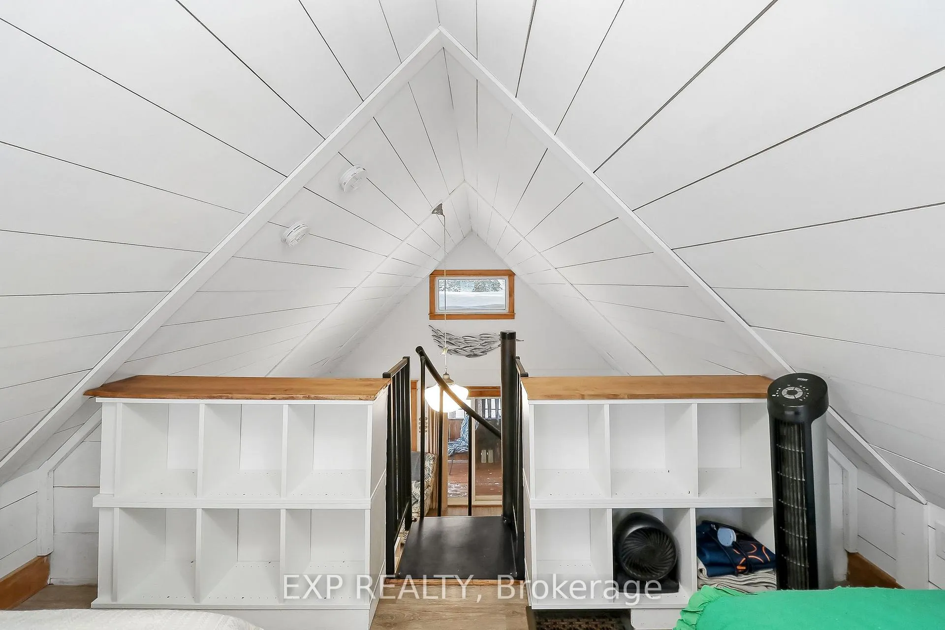 Photo 31 of 30 29th Street N, Wasaga Beach — HOMEH